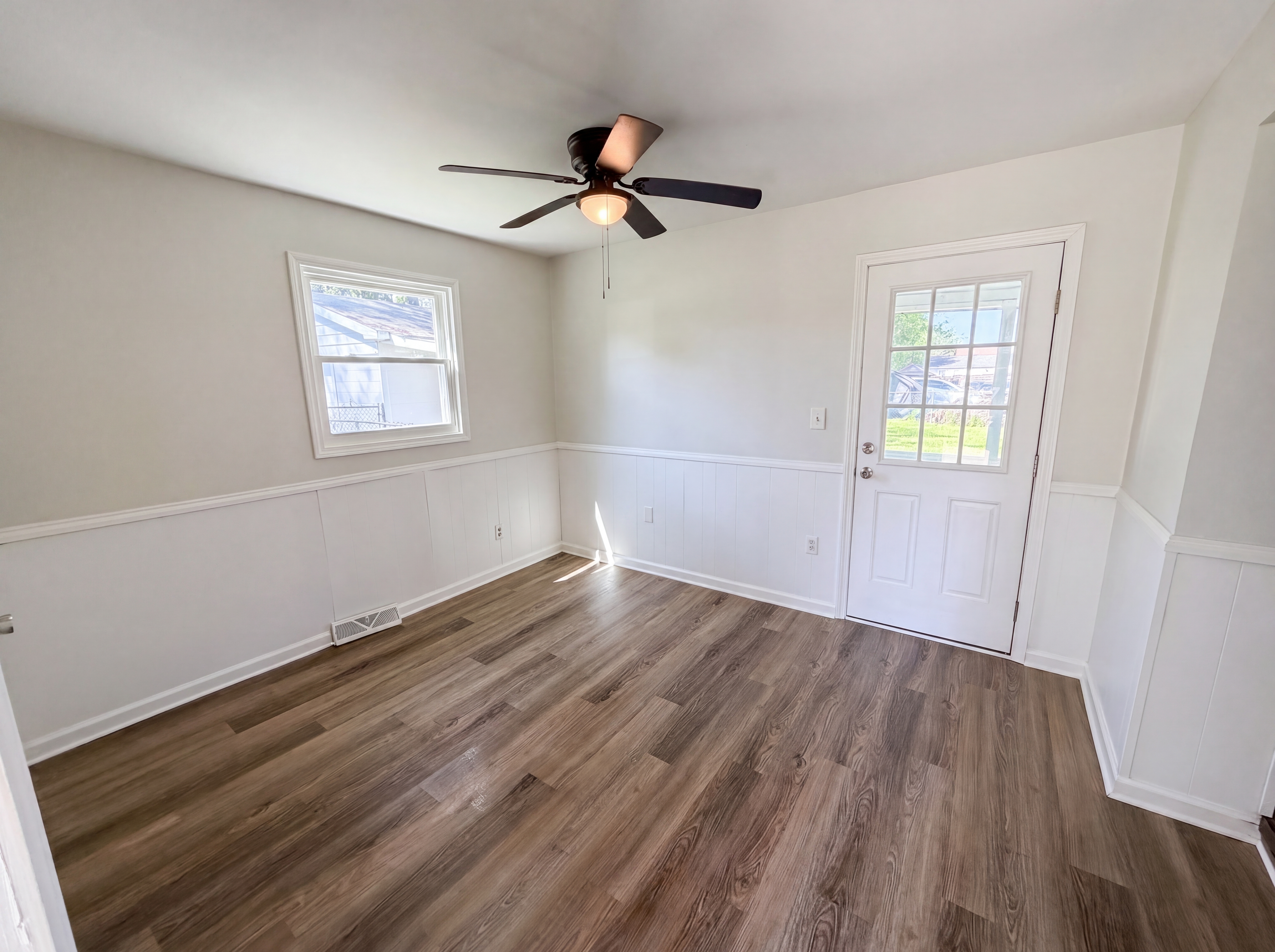 Photo 16 of 21 of 10338 Electric Blvd, Northfield, OH