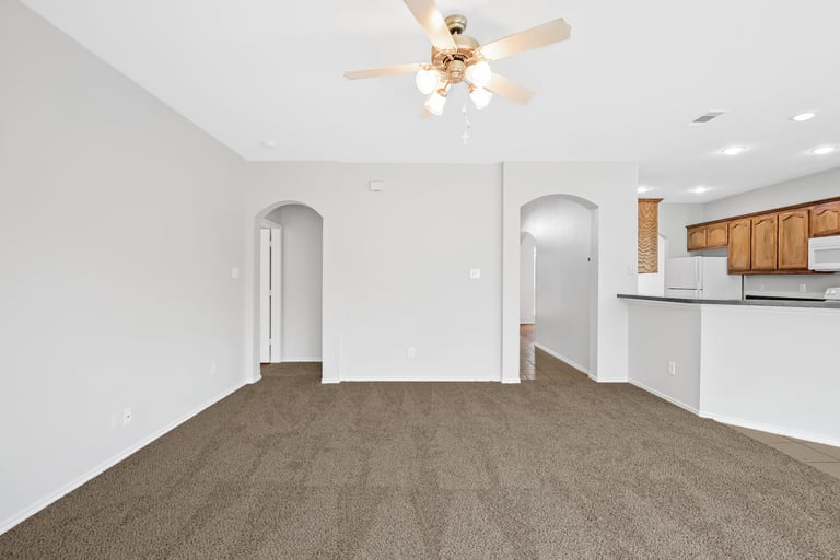Photo 16 of 30 - 5813 Pearl Oyster Ln, Fort Worth, TX 76179