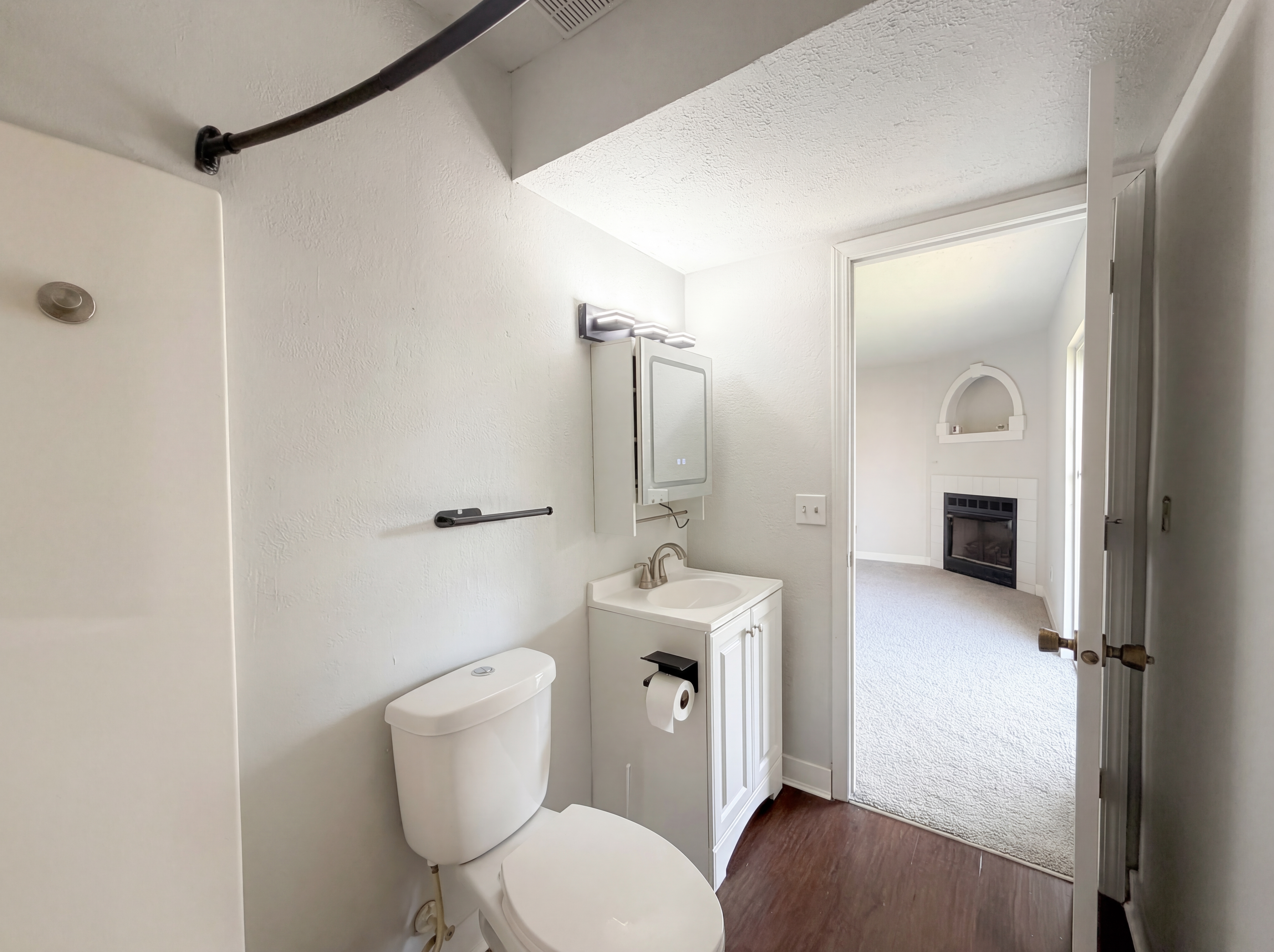 Photo 20 of 25 of 5691 Matuka Dr, Columbus, OH