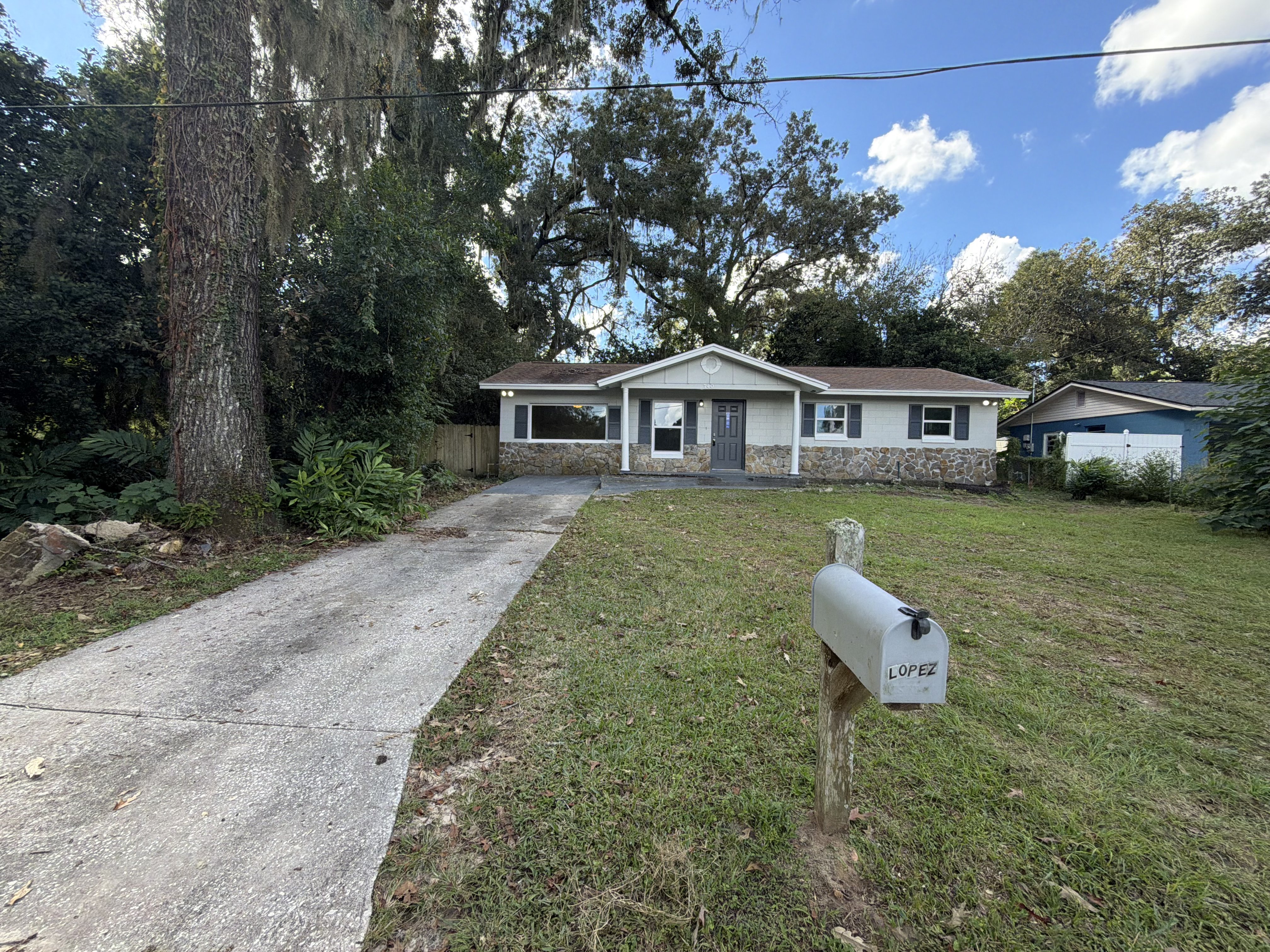 Photo 23 of 25 of 740 SE 28th St, Ocala, FL