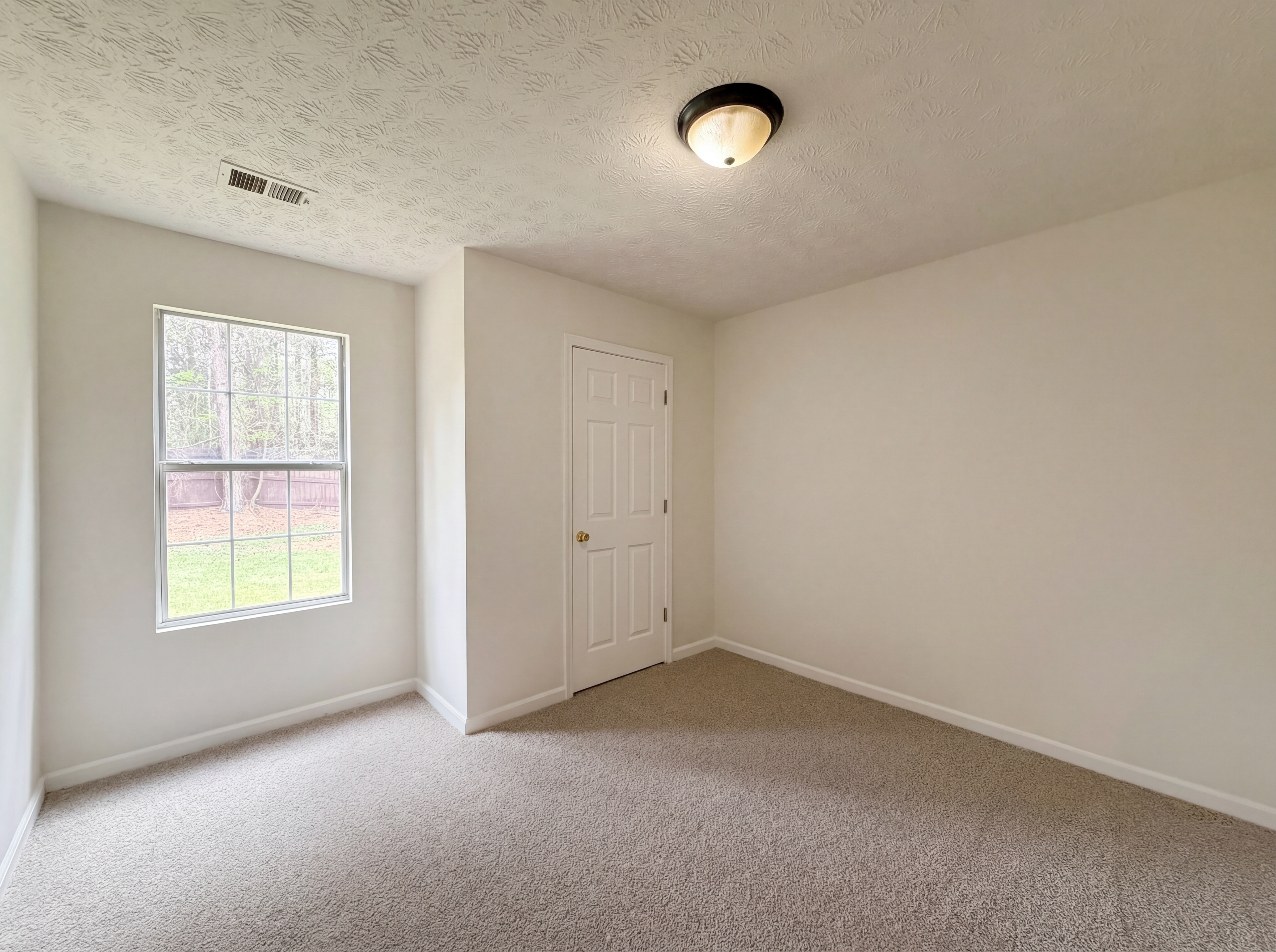 Photo 10 of 23 of 835 Sinclair Way, Jonesboro, GA