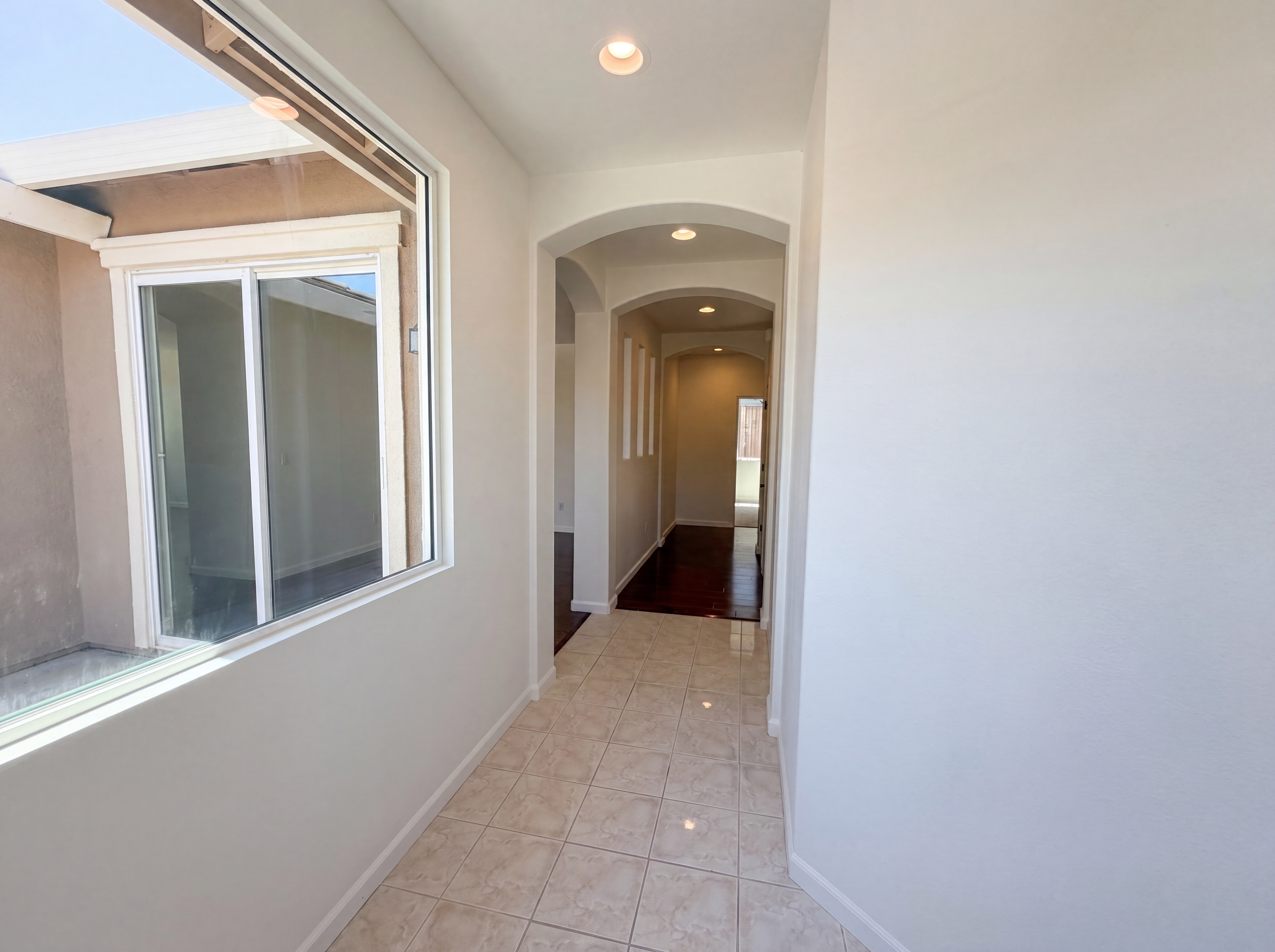 Photo 9 of 28 of 4658 Tramezzo Way, El Dorado Hills, CA