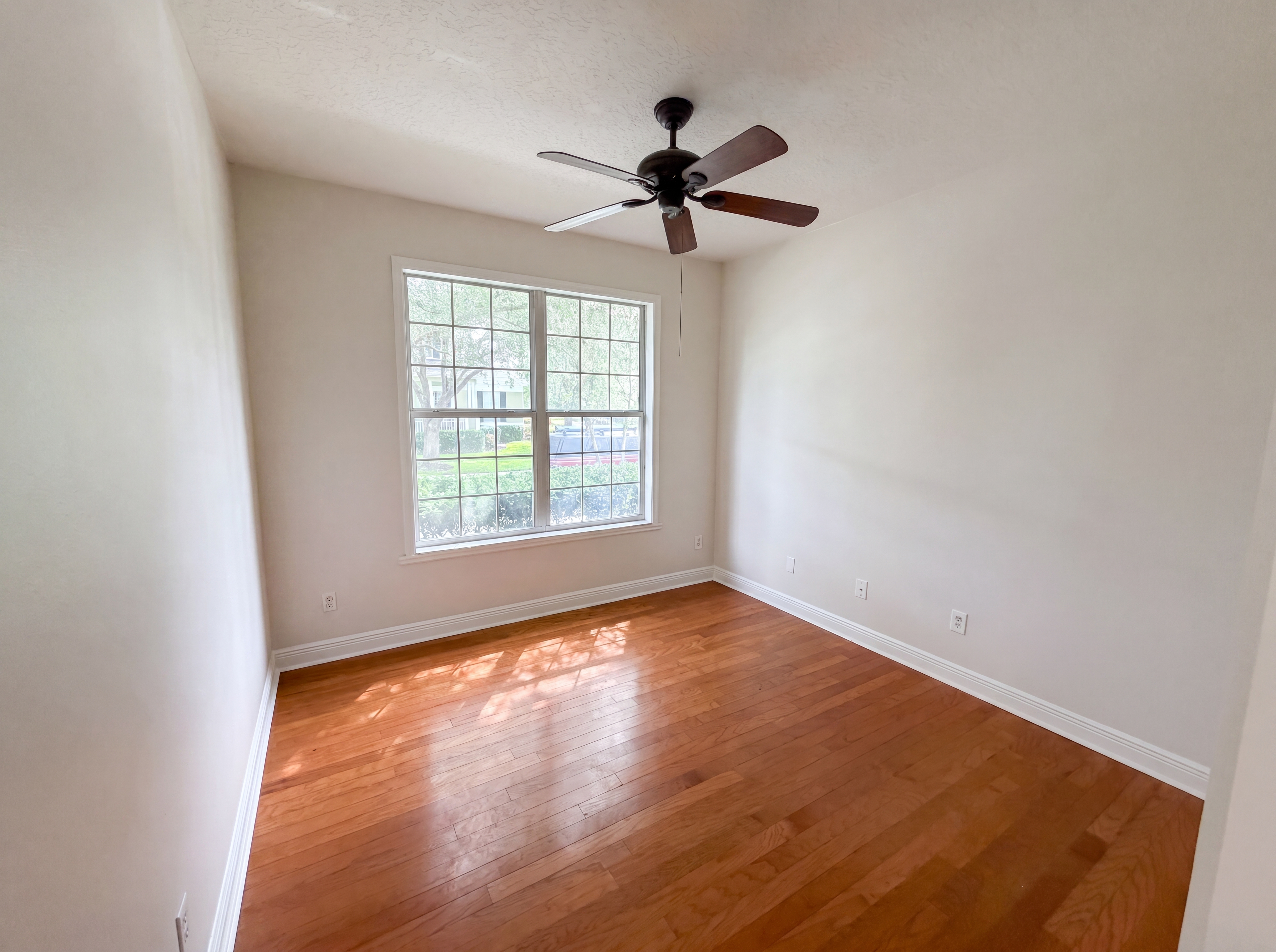 Photo 8 of 34 of 3379 Morelyn Crest Cir, Orlando, FL