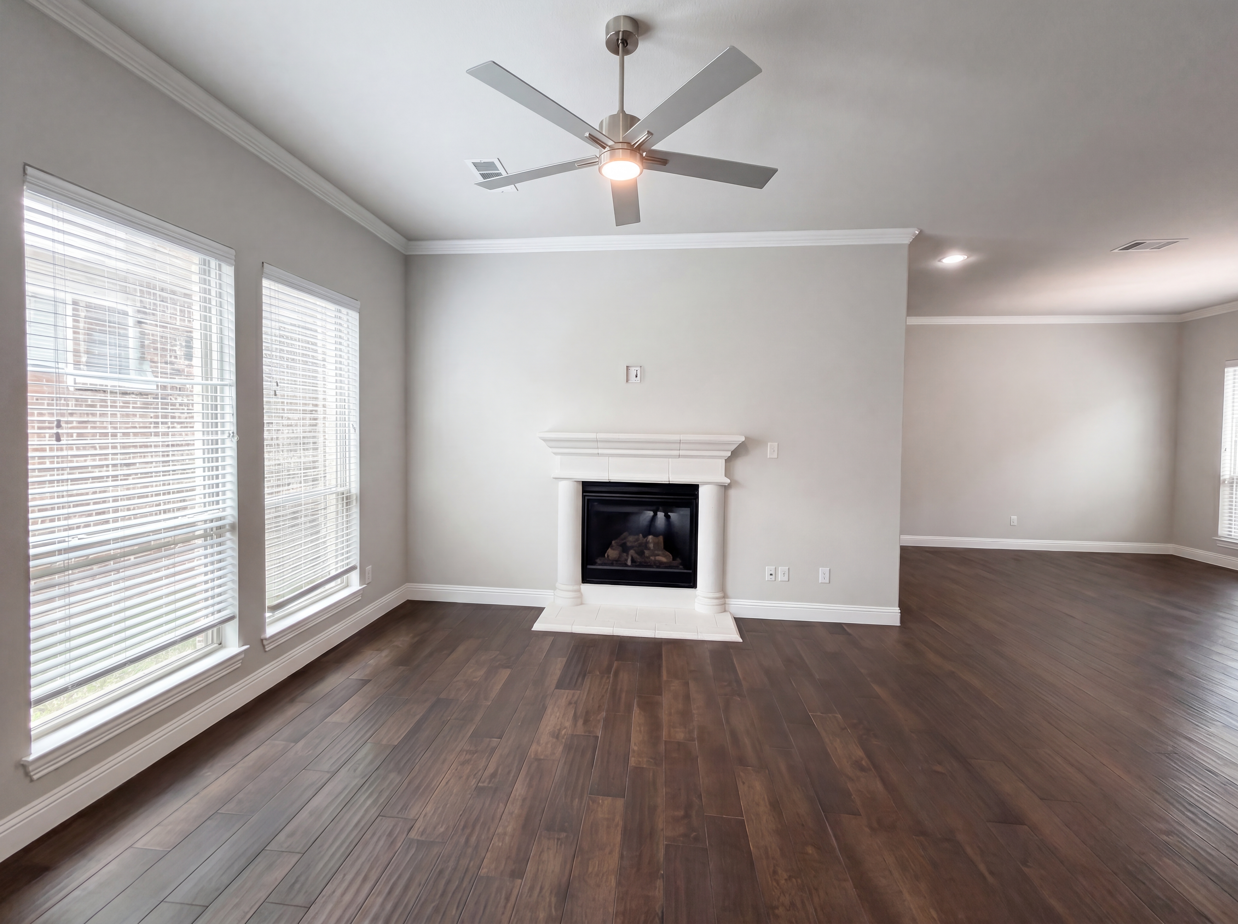 Photo 3 of 20 of 17628 Bottlebrush Dr, Dallas, TX