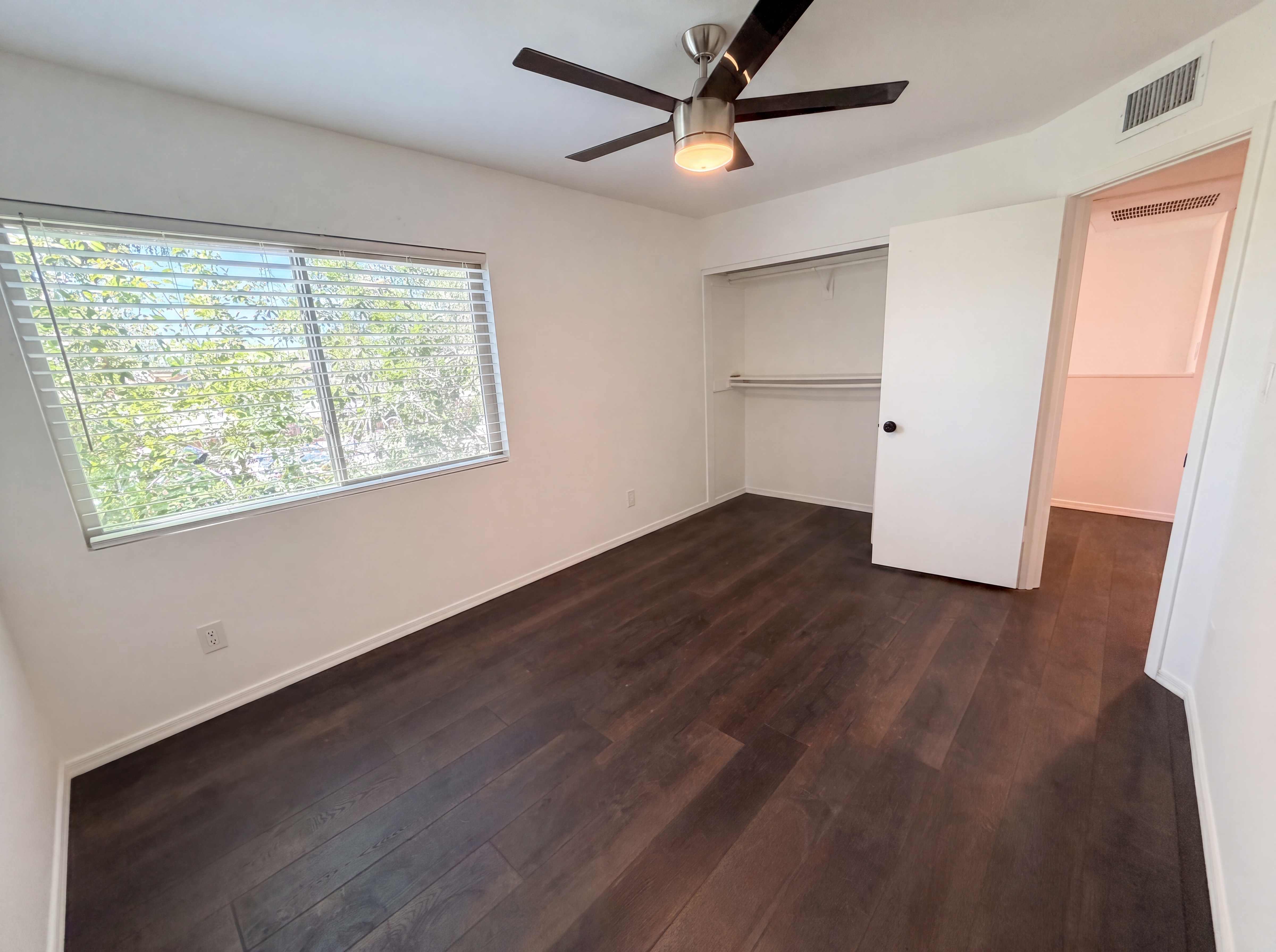 Photo 17 of 22 of 2040 S Longmore, Mesa, AZ