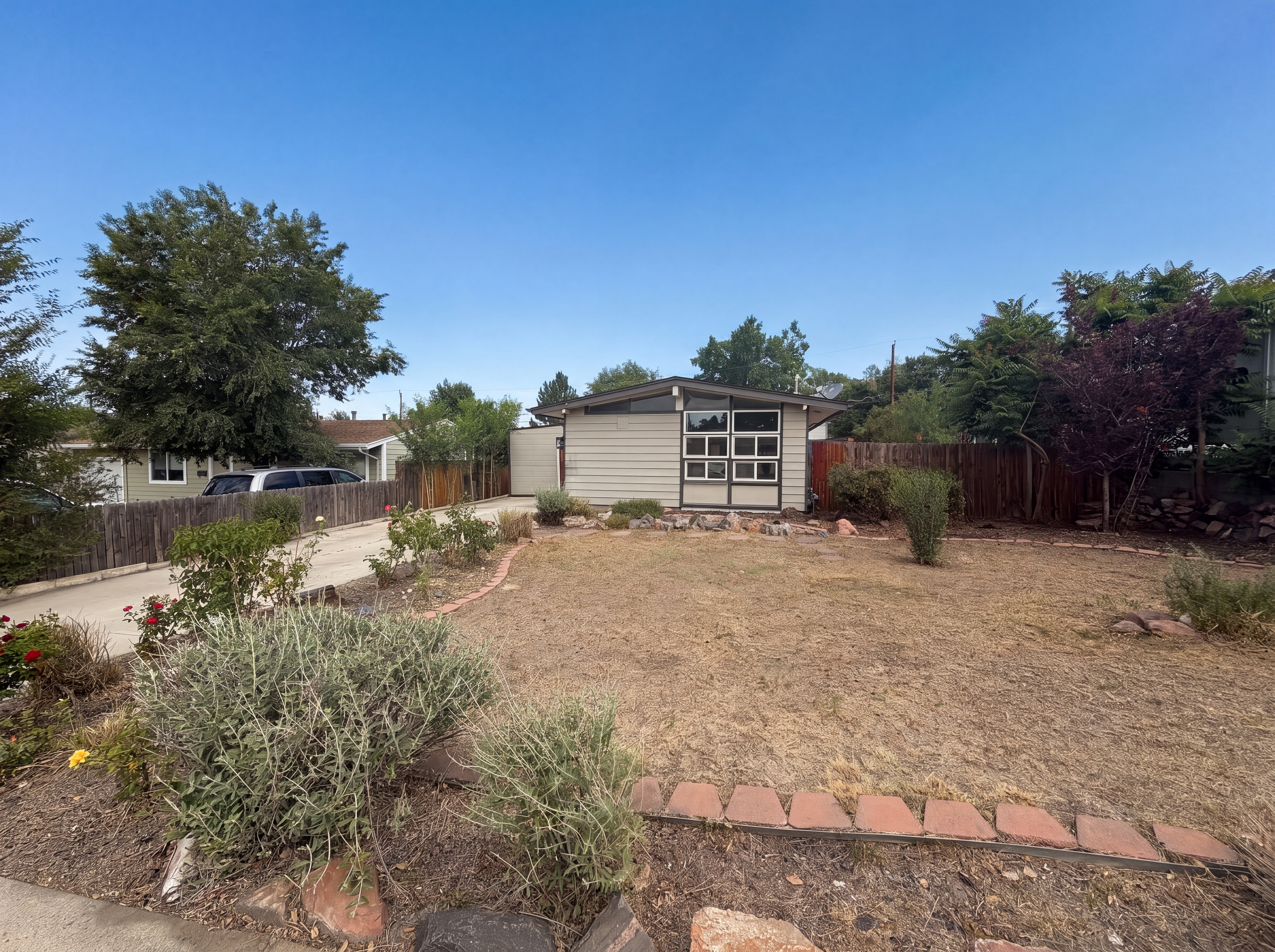Photo 14 of 18 of 541 Del Norte St, Denver, CO