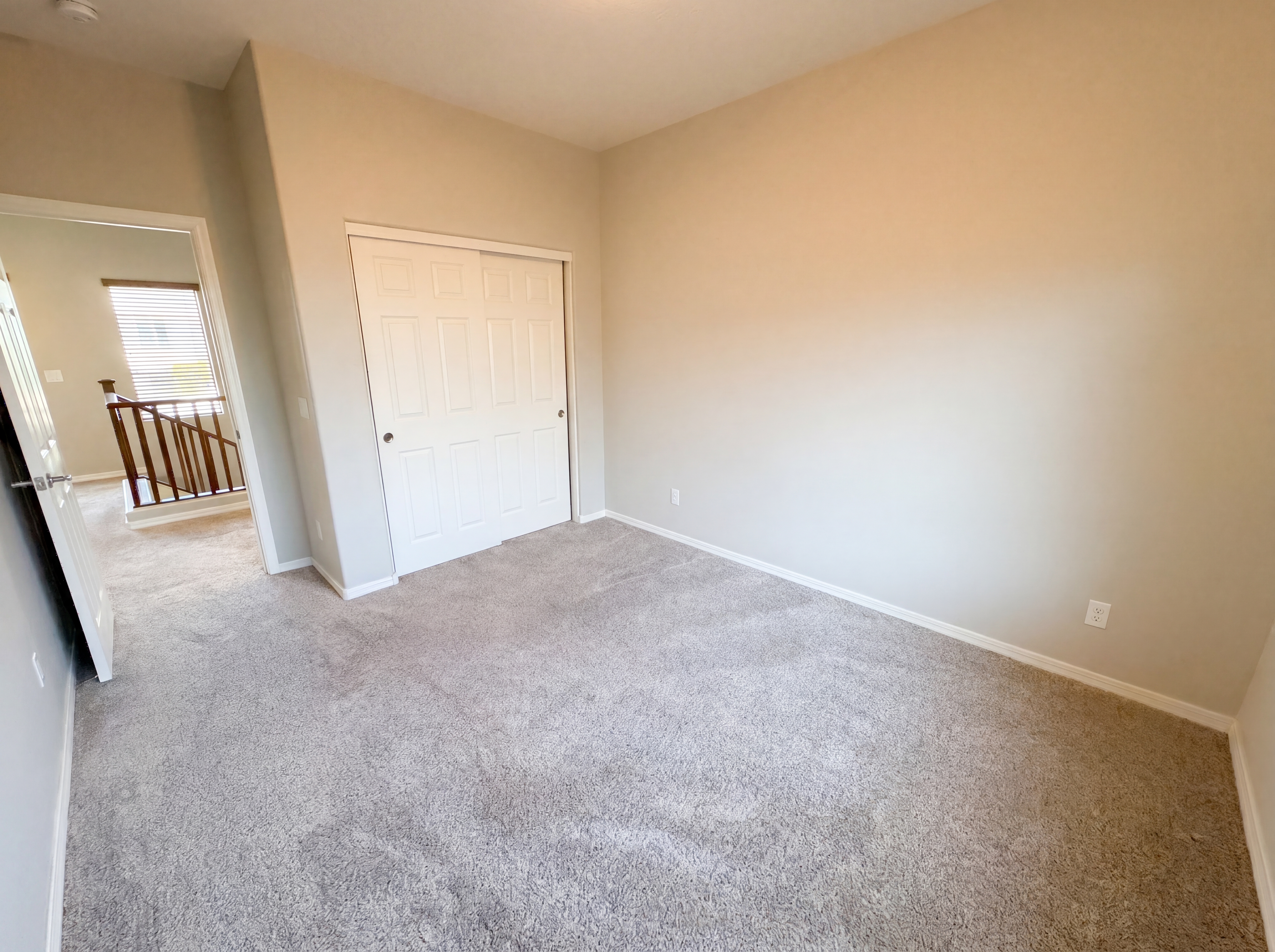 Photo 25 of 49 of 5509 W Rowel Rd, Phoenix, AZ