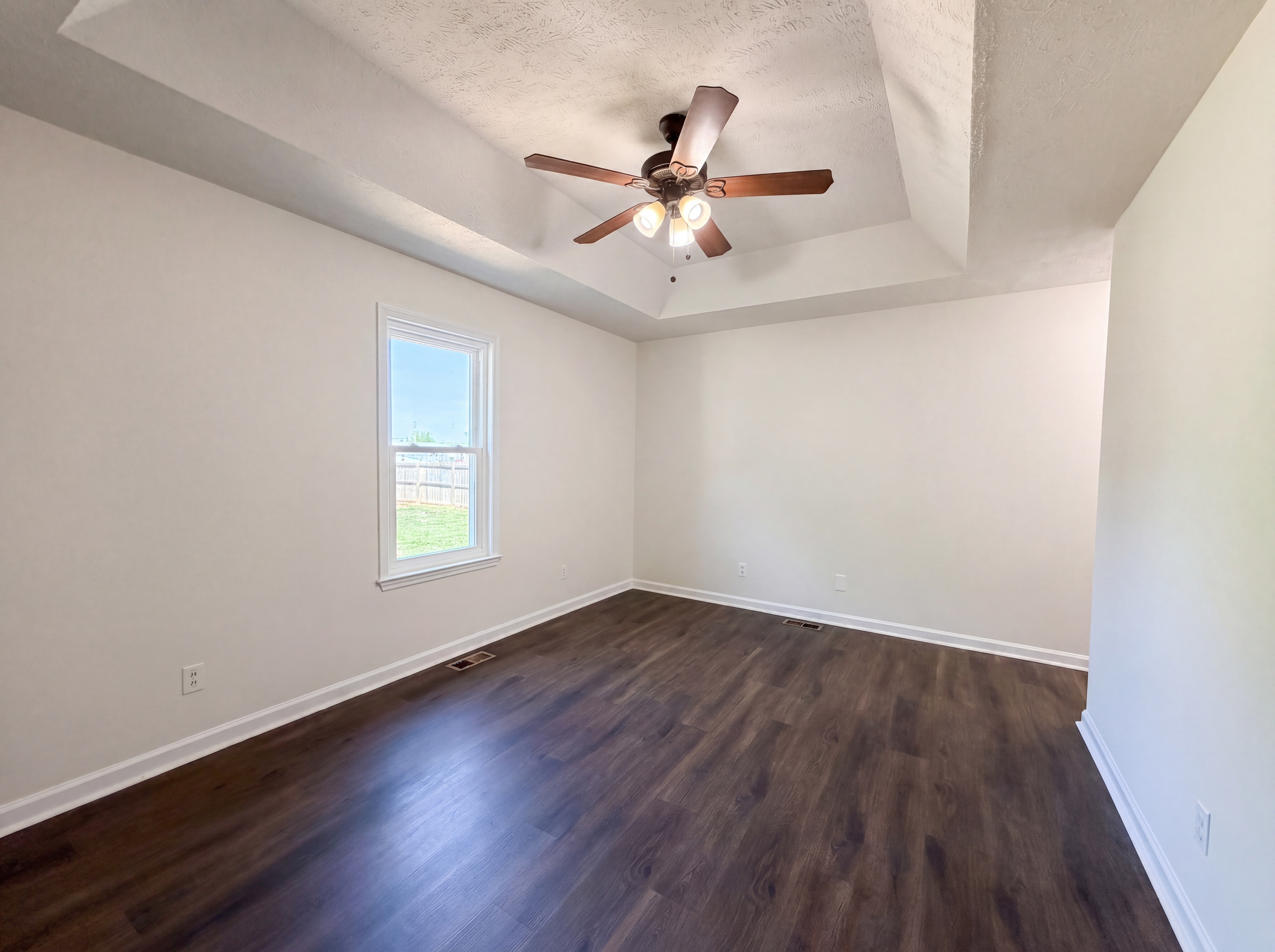 Photo 11 of 21 of 3849 Hearthstone Dr, Chapel Hill, TN
