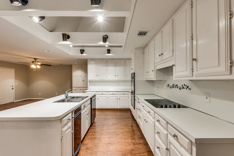 Photo 14 of 25 - 1602 Churchill Way, Rowlett, TX 75088