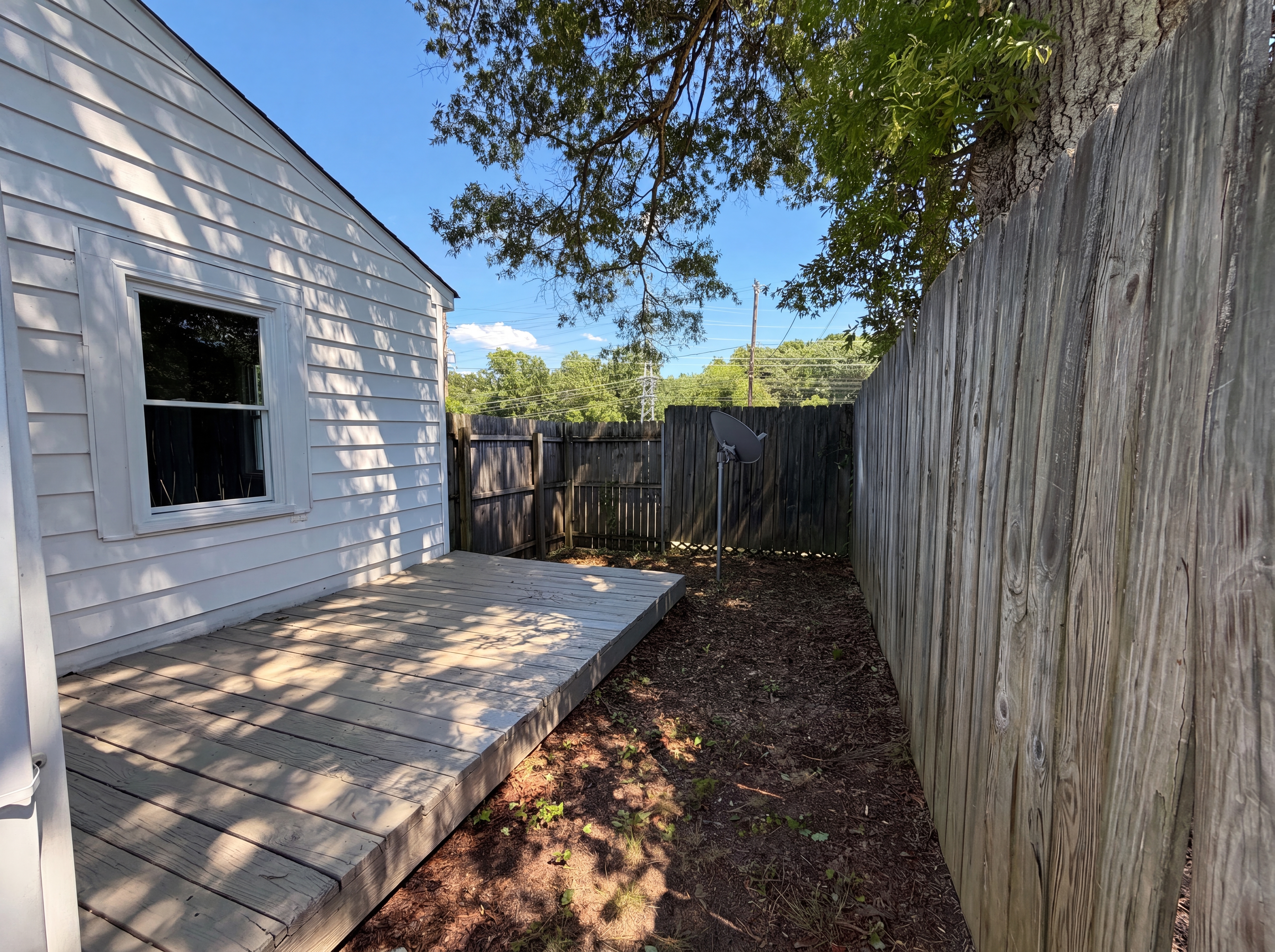 Photo 14 of 15 of 123 E Farmview St, Gastonia, NC