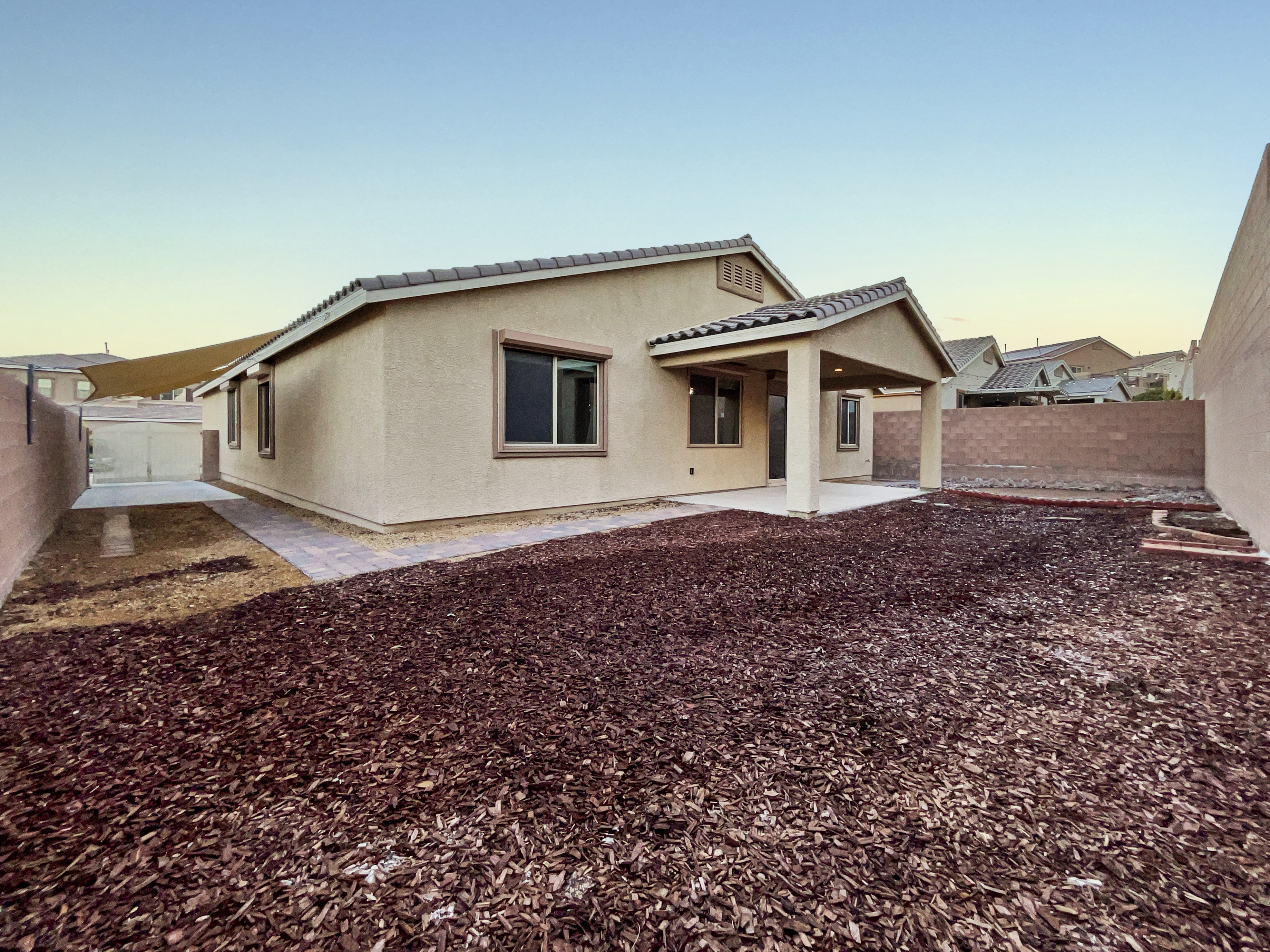 Photo 5 of 25 of 1634 Singing Sands Ave, Henderson, NV