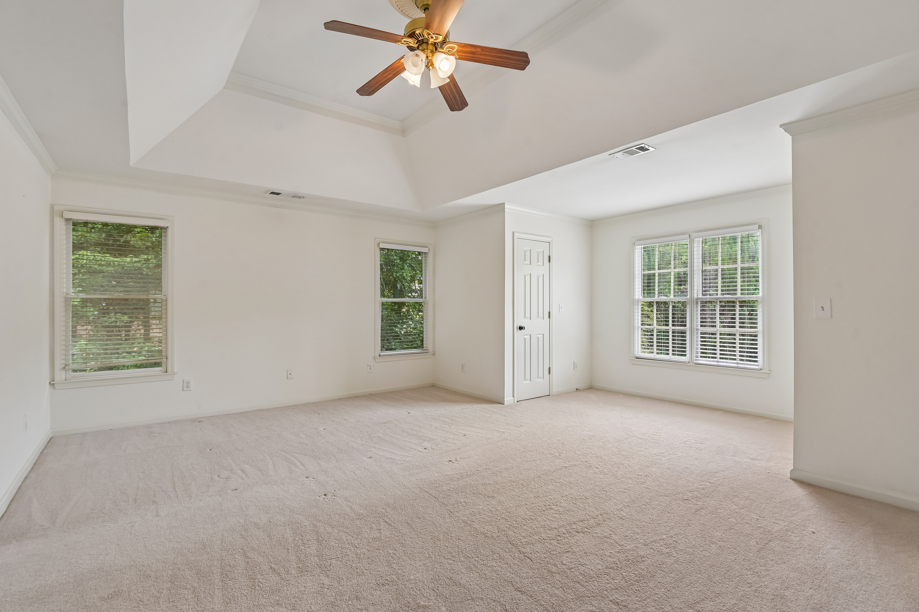 Photo 51 of 63 of 905 Yosemite Dr, Suwanee, GA