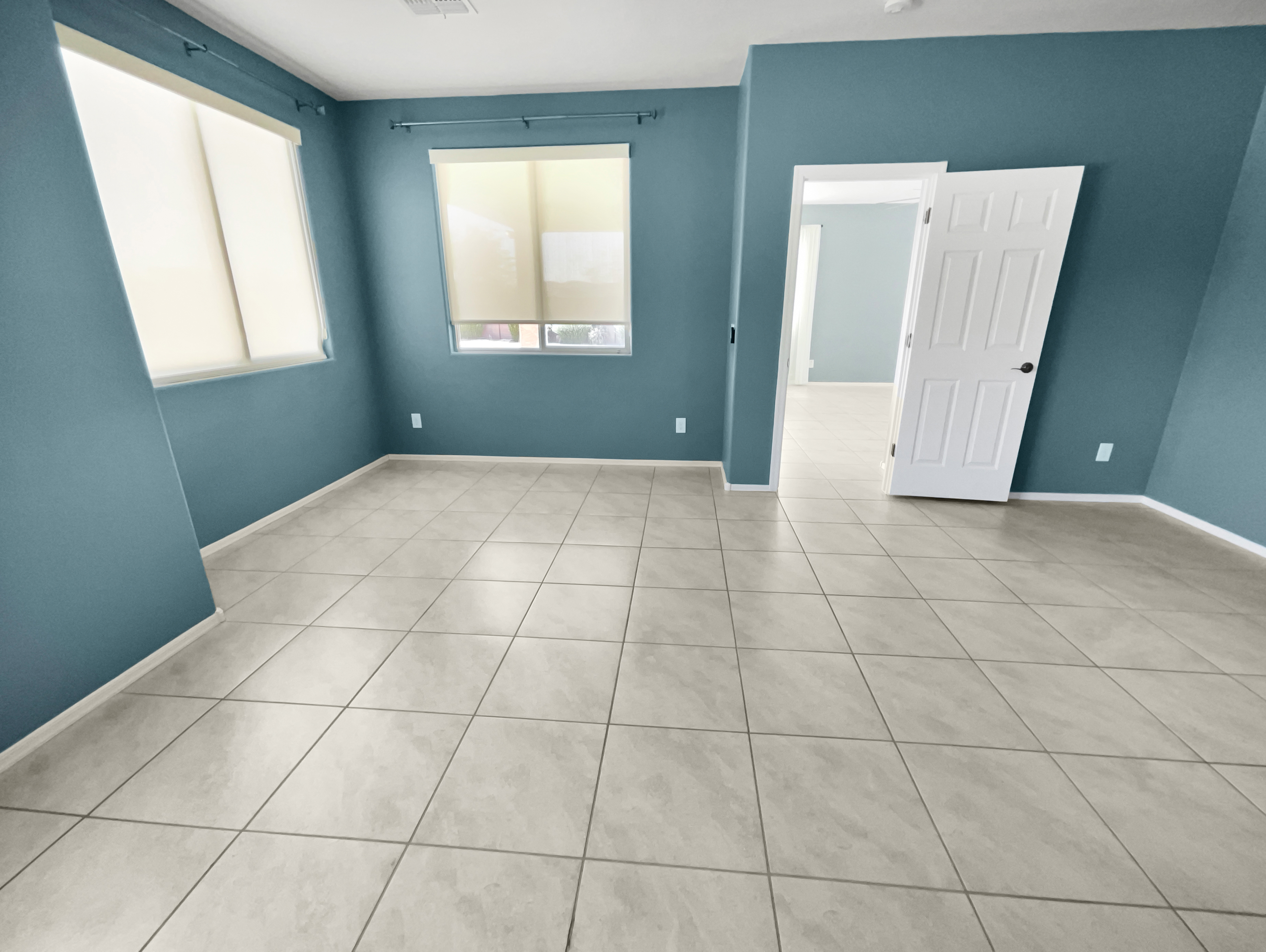 Photo 16 of 37 of 2522 W Brisa Dr, Phoenix, AZ