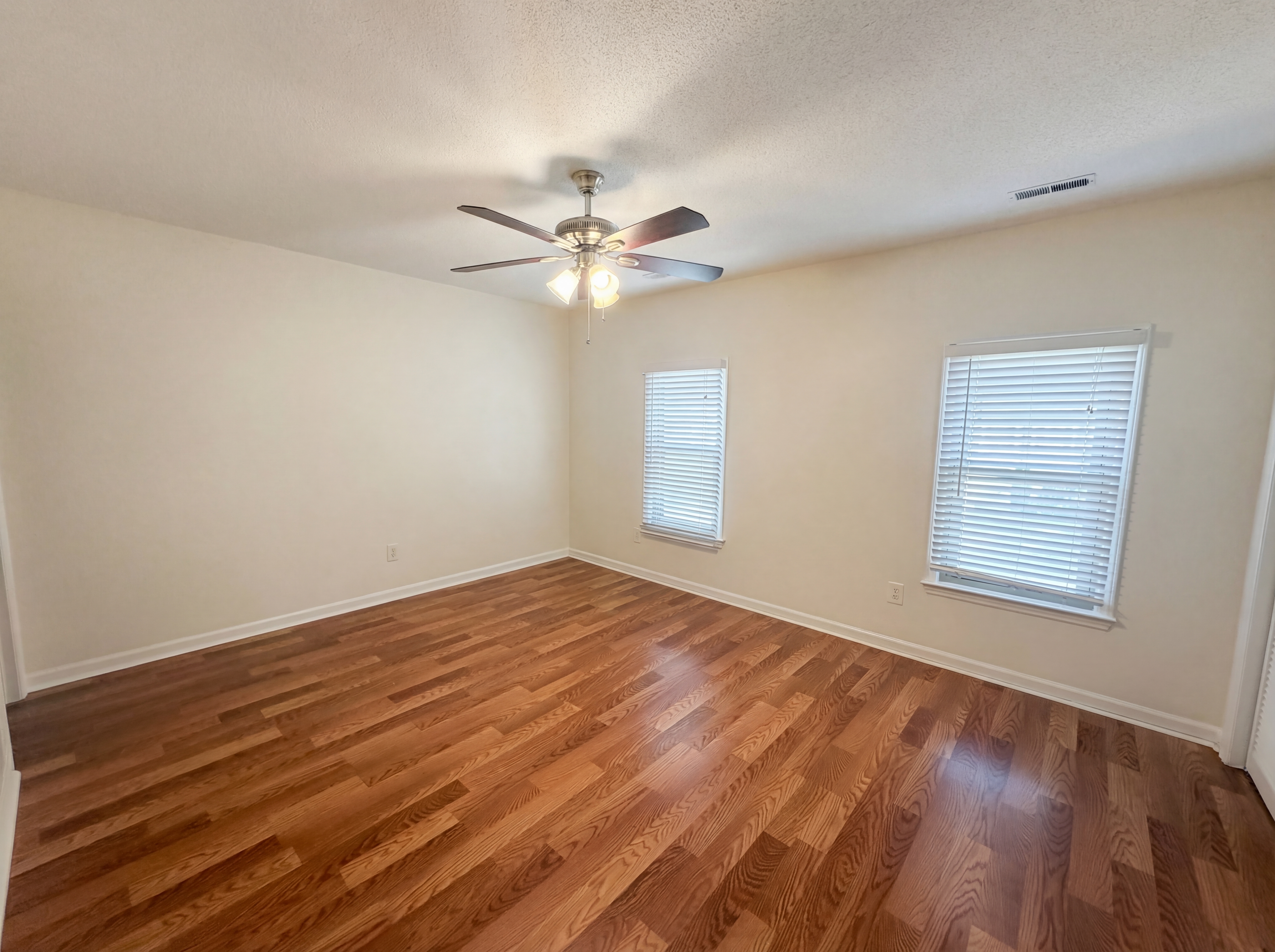 Photo 10 of 17 of 5621 Split Oak Way, Raleigh, NC