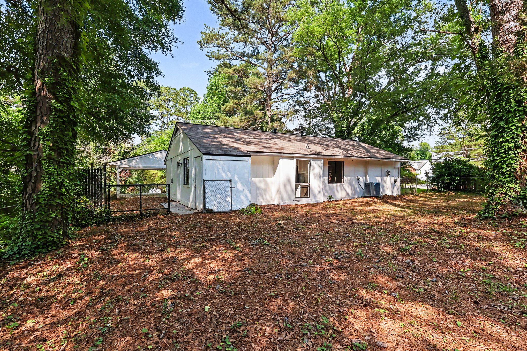 Photo 23 of 29 of 71 Bethesda Church Rd, Lawrenceville, GA