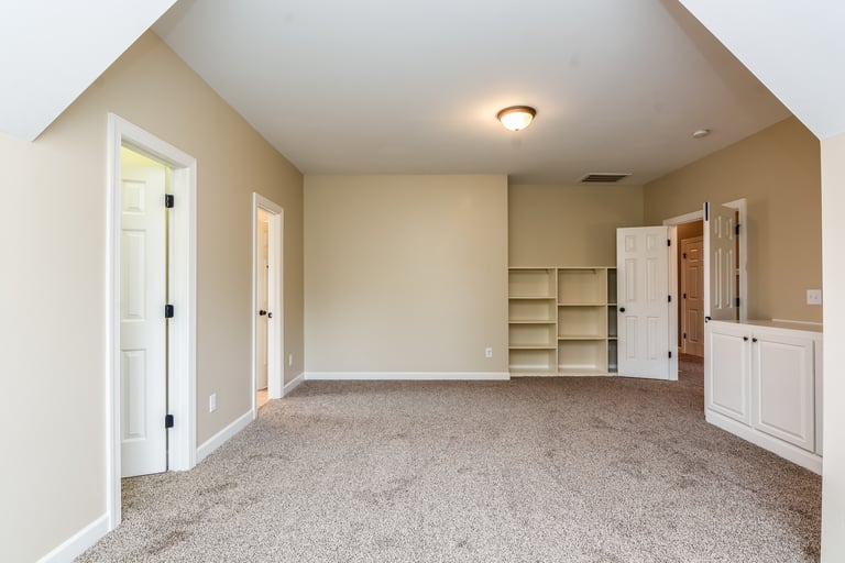 Photo 16 of 26 - 2261 Dunlin Ln, Raleigh, NC 27614