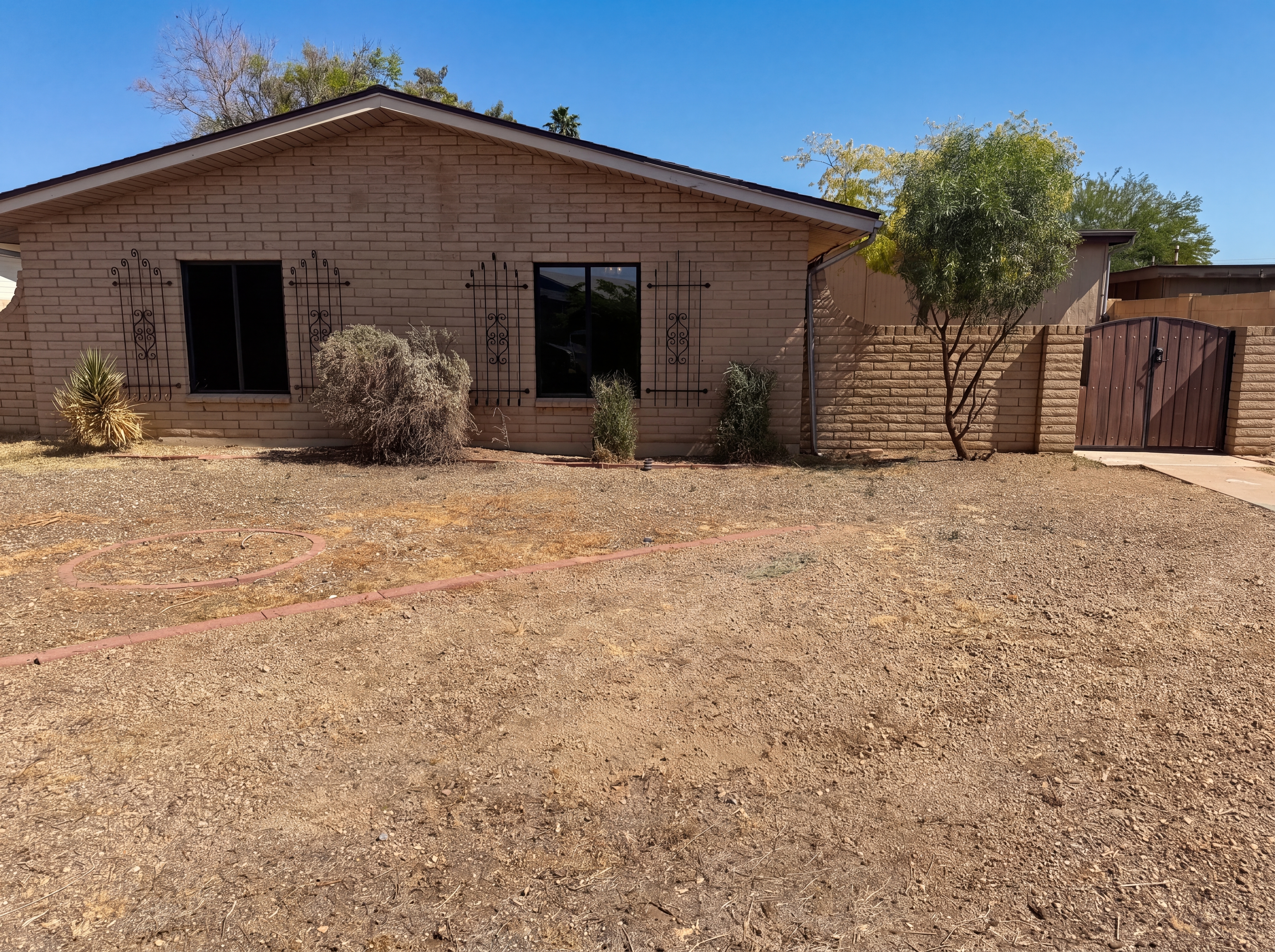 Photo 24 of 25 of 2326 W Paradise Dr, Phoenix, AZ