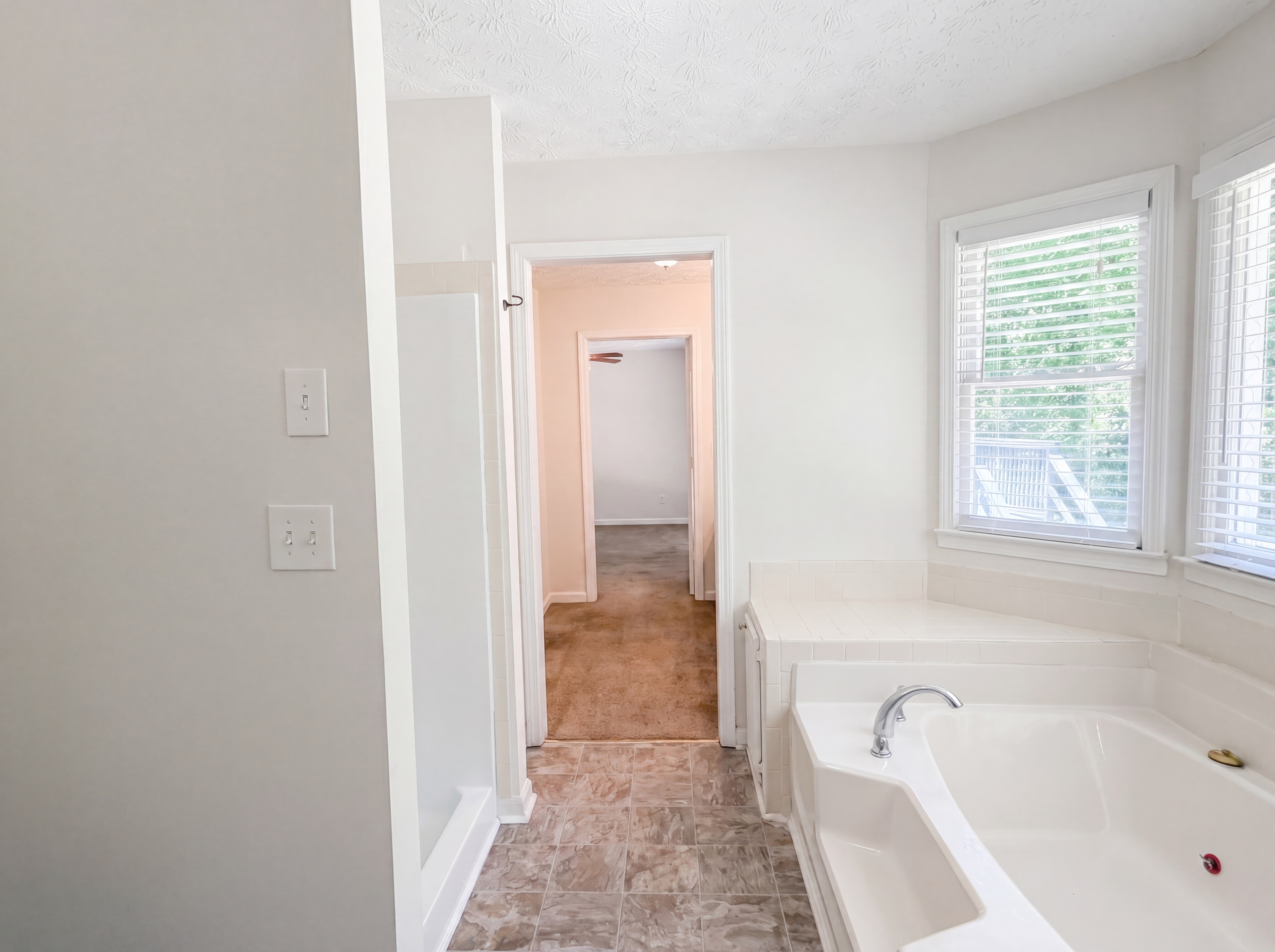 Photo 15 of 22 of 213 Carl Parker Rd, Hampton, GA