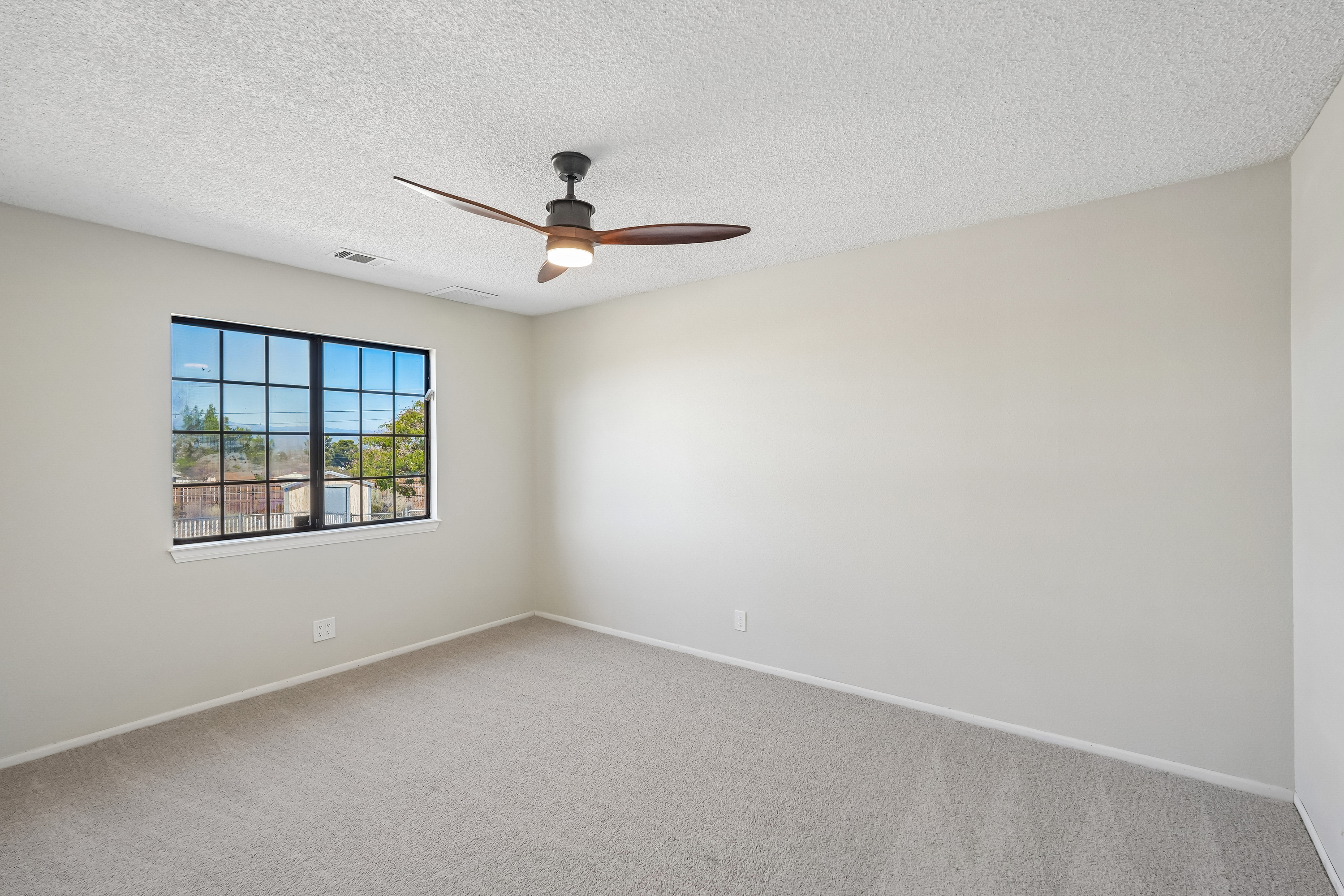 Photo 69 of 74 of 15852 Mandan Rd, Apple Valley, CA