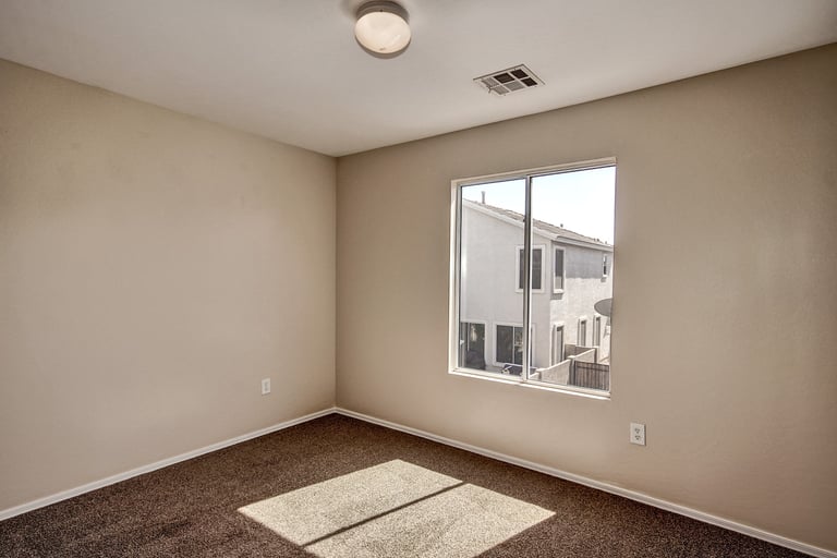 Photo 19 of 24 - 4233 W Irwin Ave, Phoenix, AZ 85041