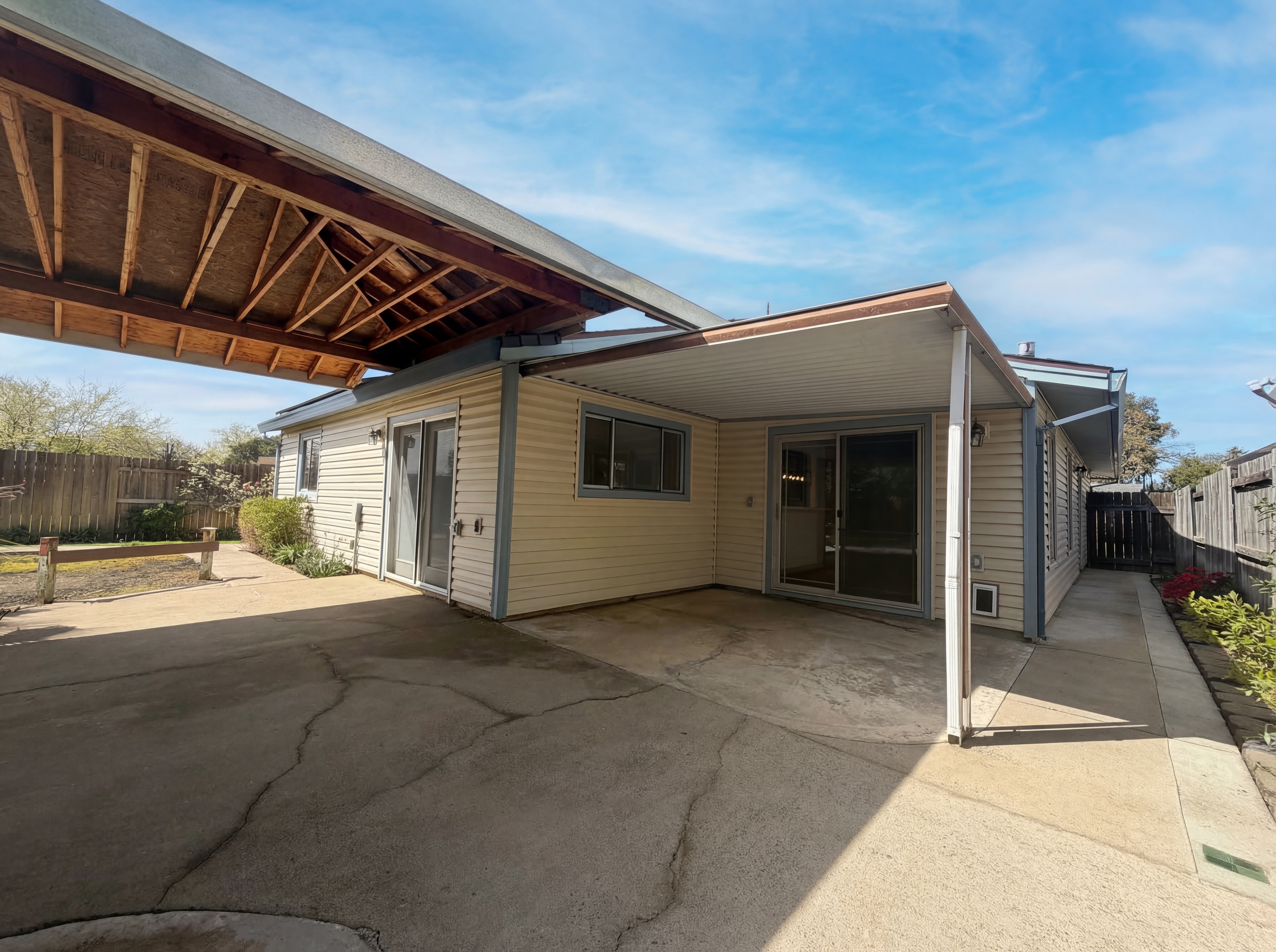 Photo 25 of 33 of 4814 Monet Way, Sacramento, CA