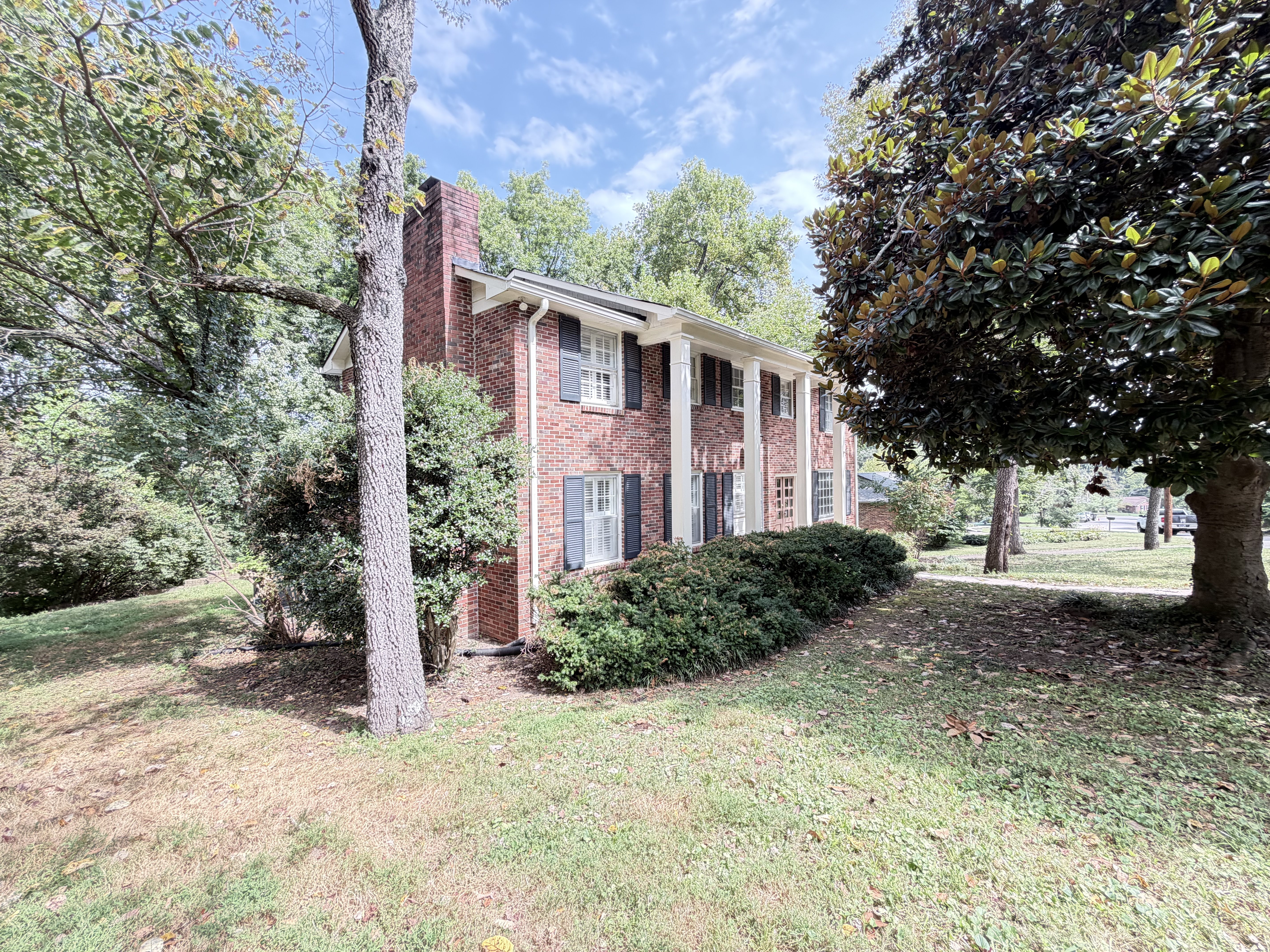 Photo 24 of 27 of 840 Highland Crest Dr, Nashville, TN
