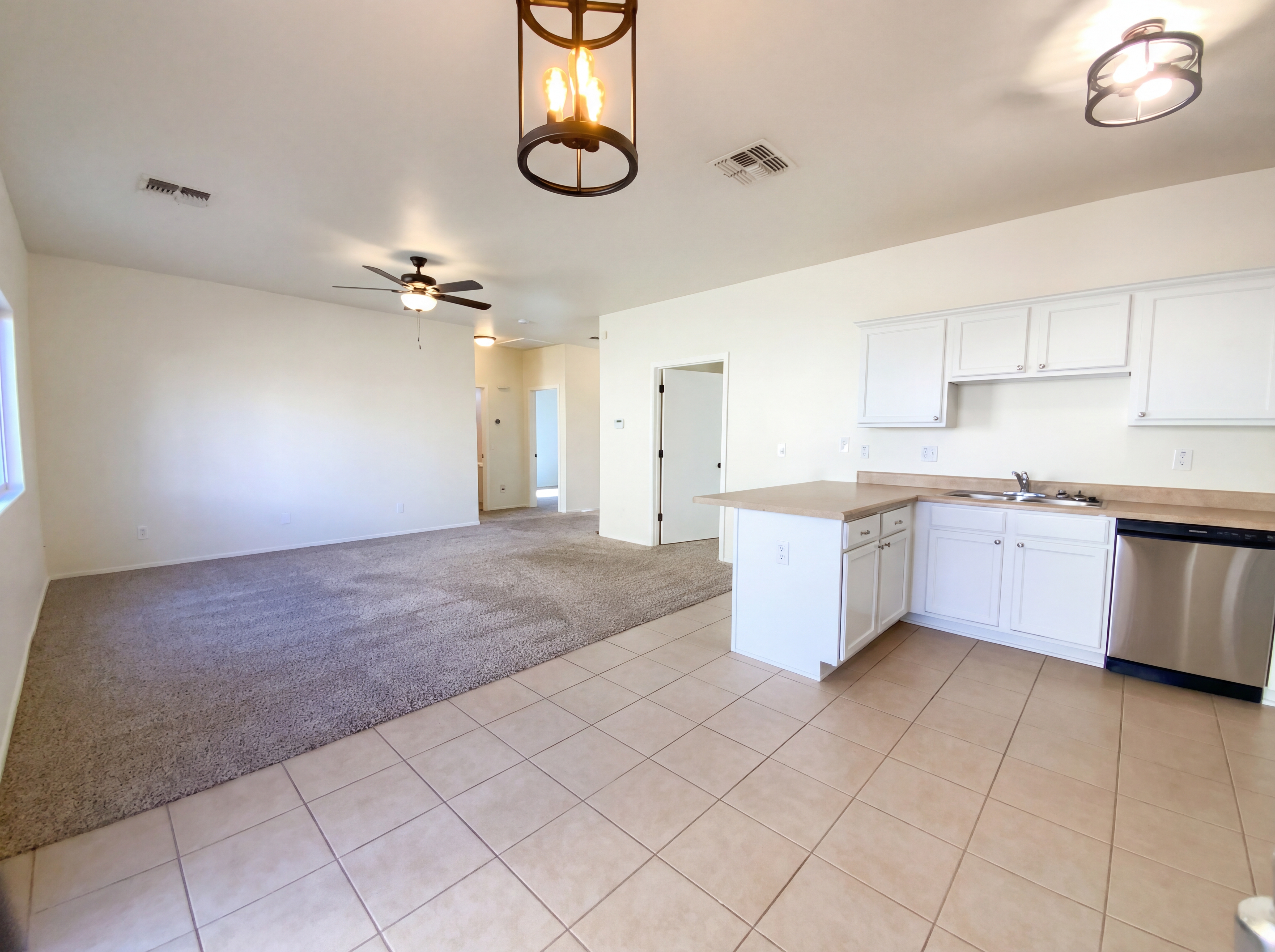 Photo 9 of 15 of 2300 E Magma Rd, San Tan Valley, AZ