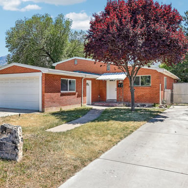 Property photo 1 of 1500 N 300 W