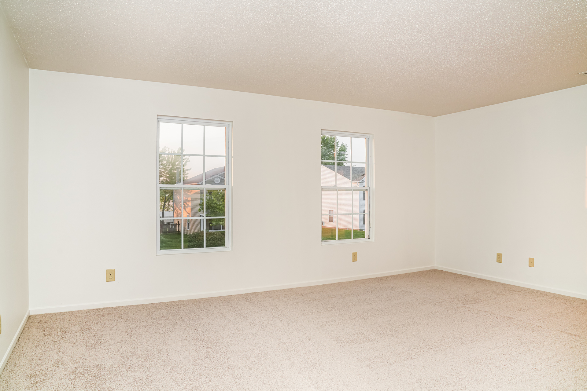 Photo 4 of 20 of 8447 Centenary Dr, Camby, IN