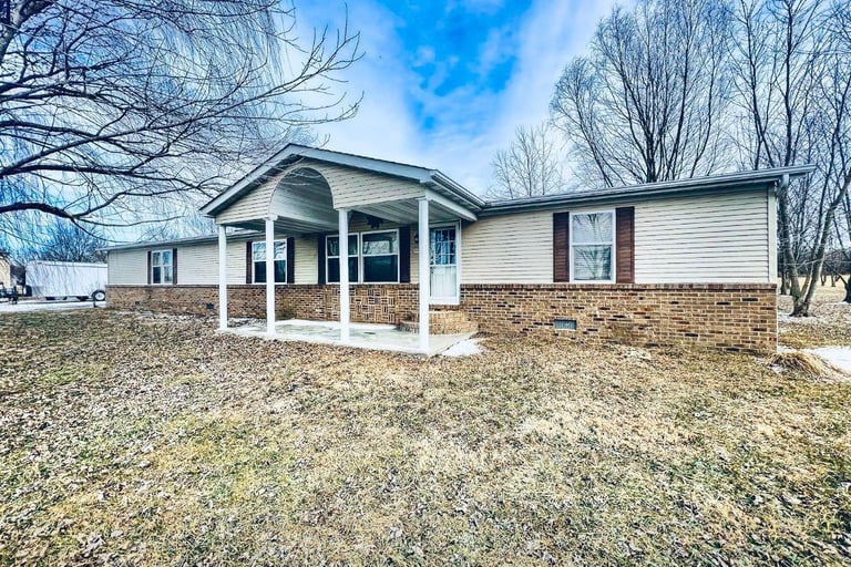 6800 New Reservoir Ln, Mount Olive, IL 62069 Opendoor