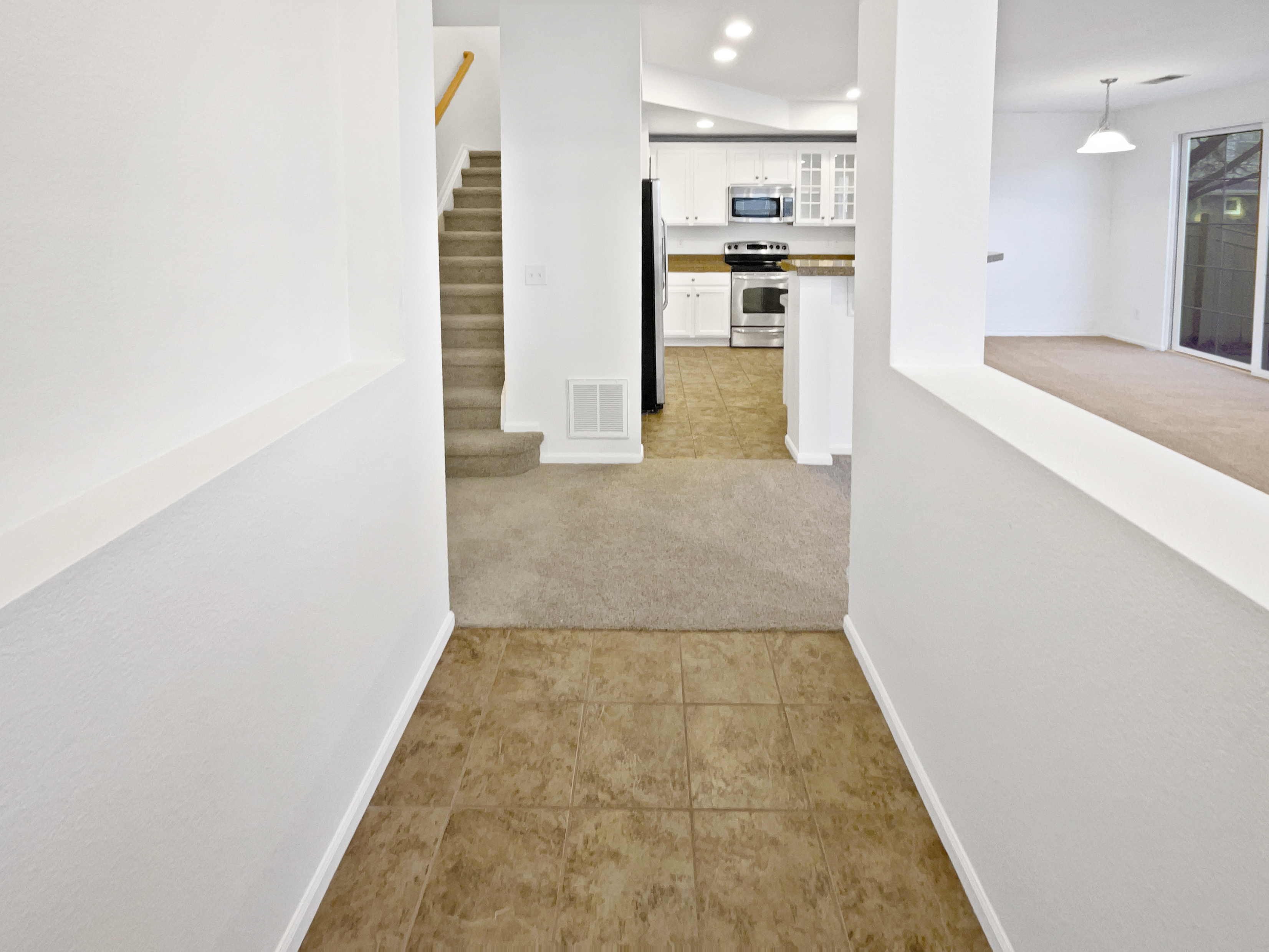 Photo 8 of 27 of 18062 E 104th Pl, Commerce City, CO