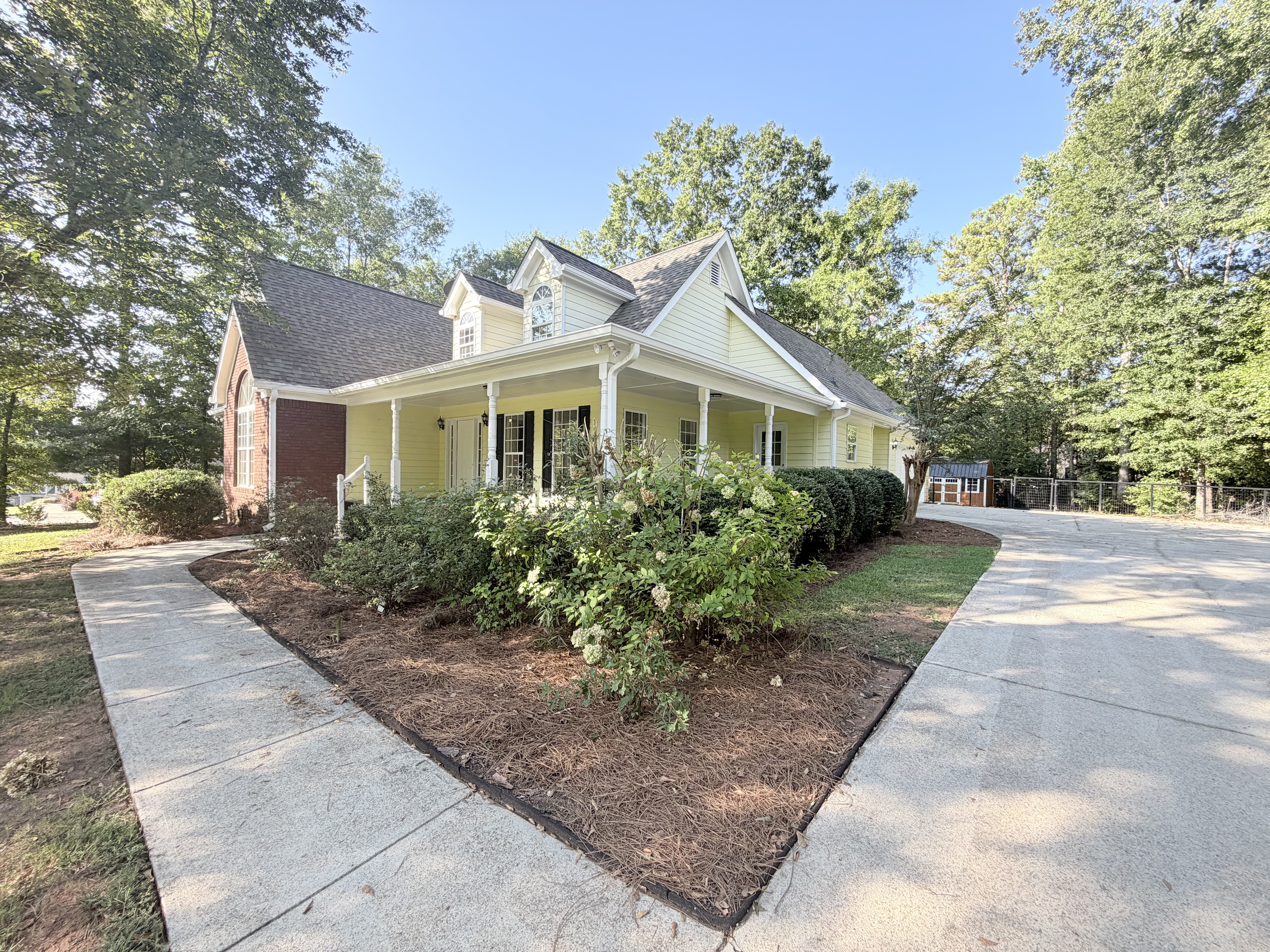 Photo 20 of 24 of 2050 Windfield Dr, Monroe, GA