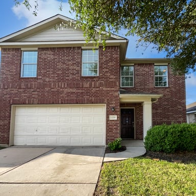 Property photo 1 of 12018 Green Willow Falls Dr