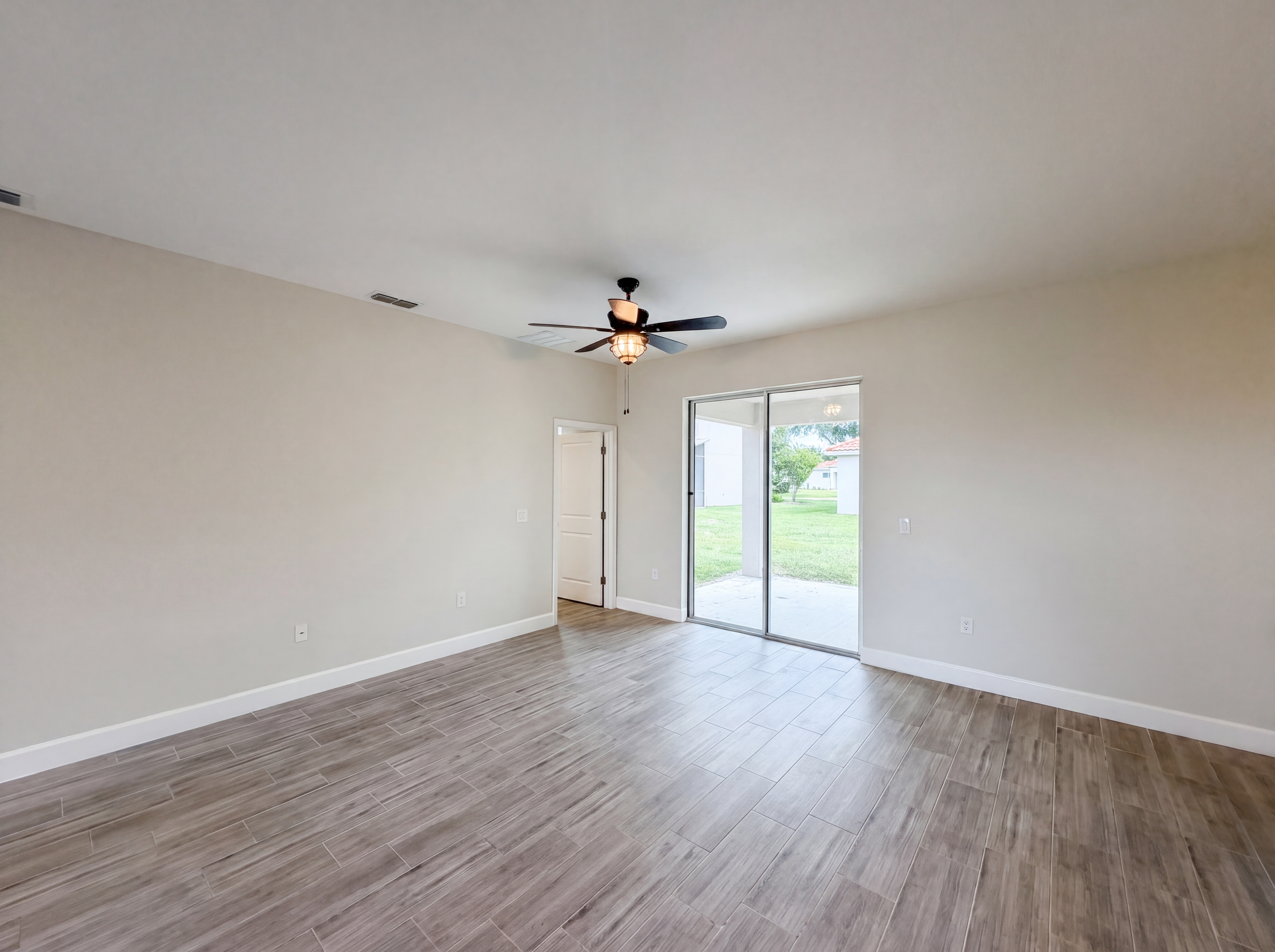 Photo 10 of 22 of 446 Cinnamon Dr, Kissimmee, FL