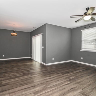 Property photo 3 of 464 St Kitts Way