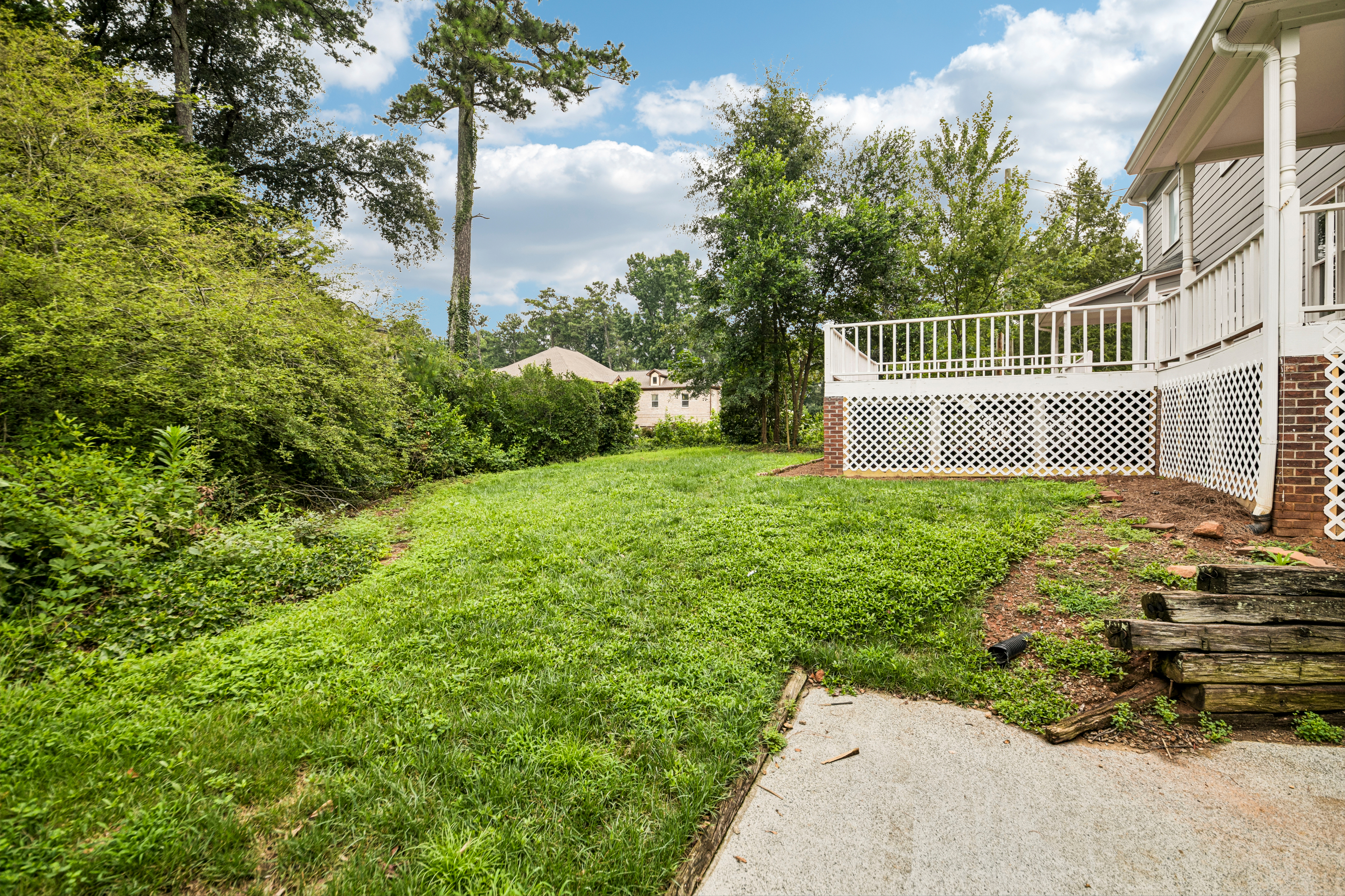 Photo 31 of 34 of 2321 Murdock Rd, Marietta, GA
