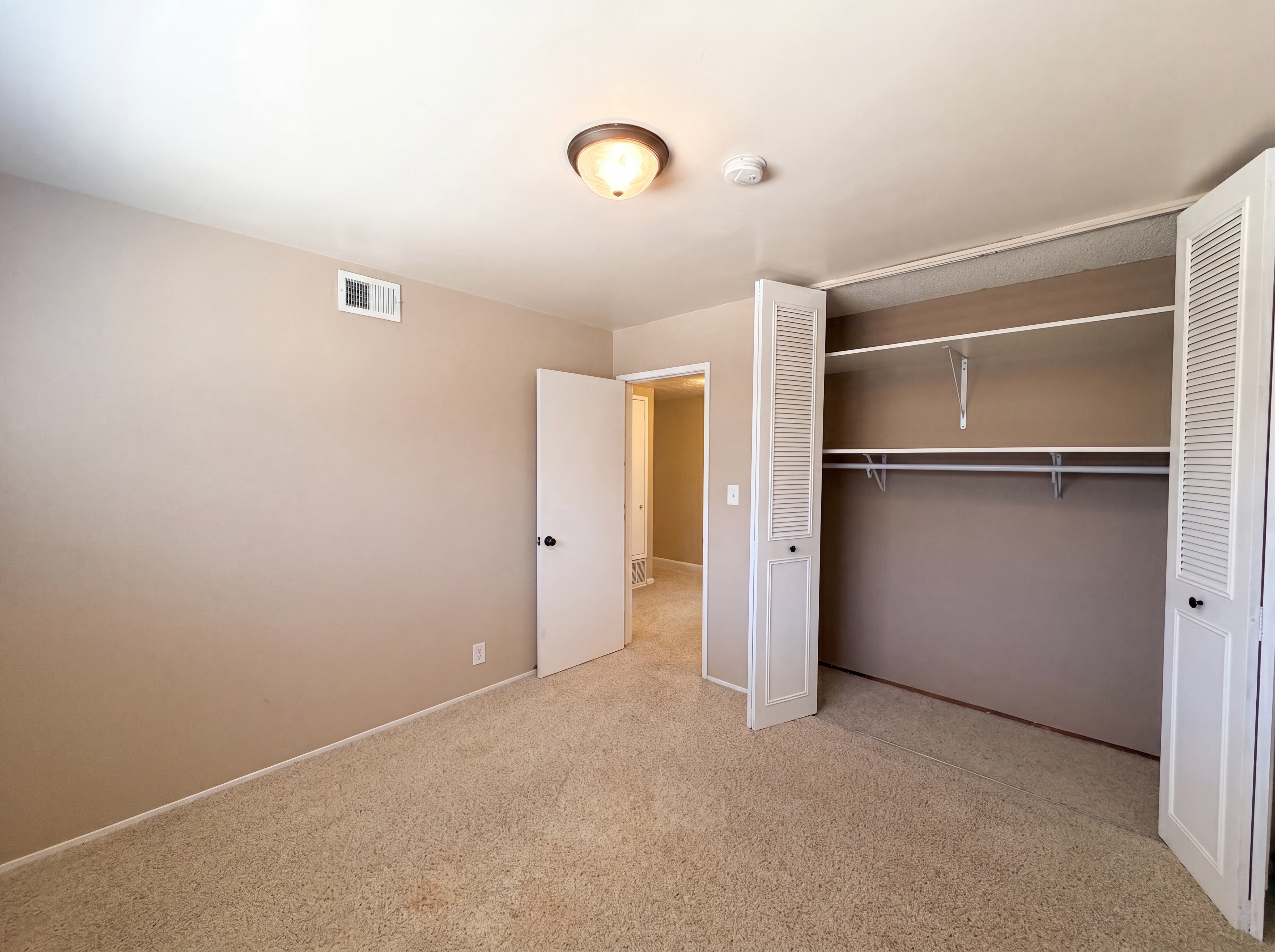 Photo 22 of 38 of 4828 Rockland Way, Fair Oaks, CA
