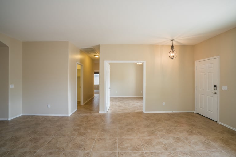 Photo 10 of 32 - 14262 W Gelding Dr, Surprise, AZ 85379