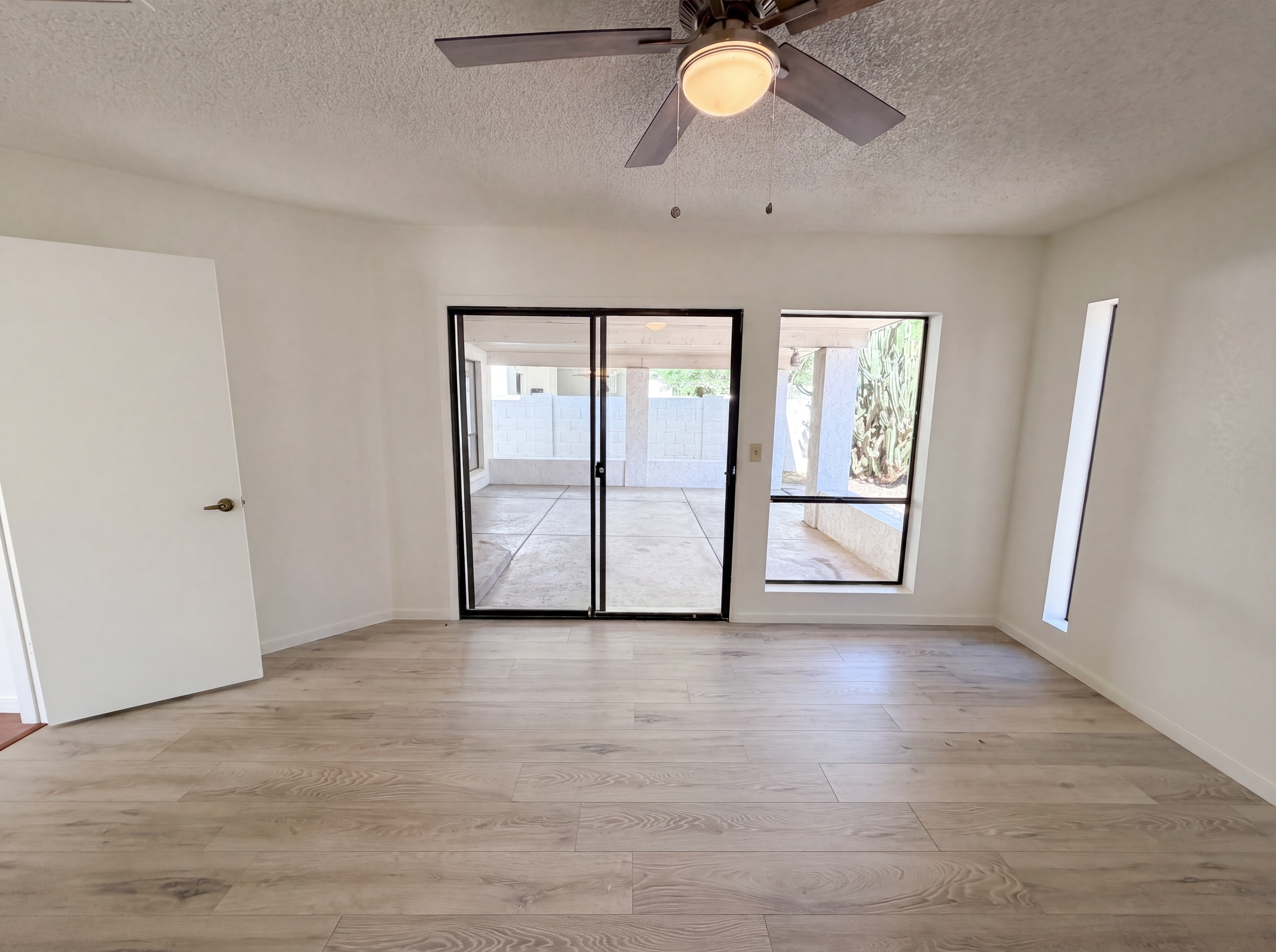 Photo 11 of 25 of 318 W Kings Ave, Phoenix, AZ
