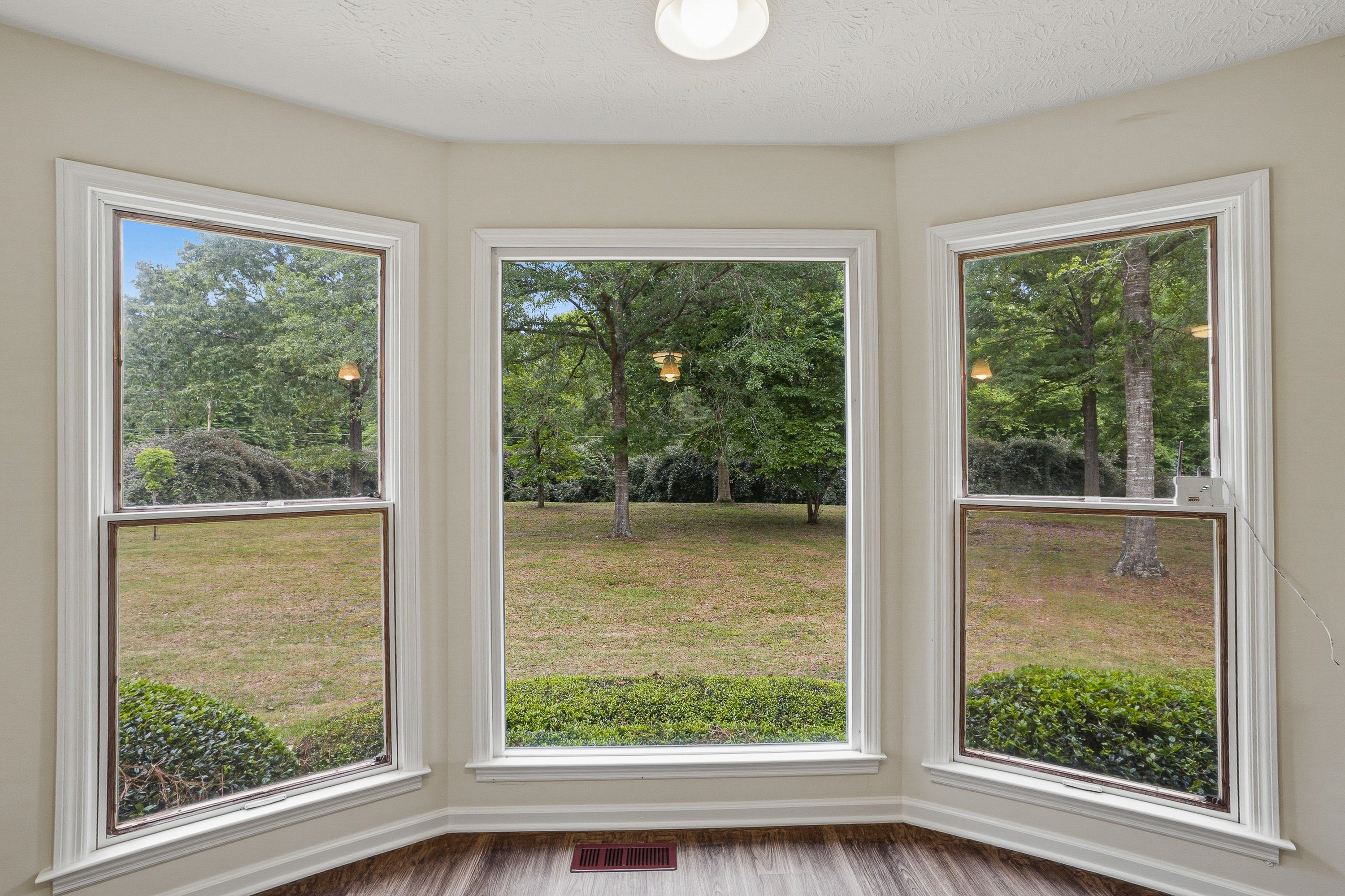 Photo 13 of 29 of 130 Seneca Pl, Fayetteville, GA