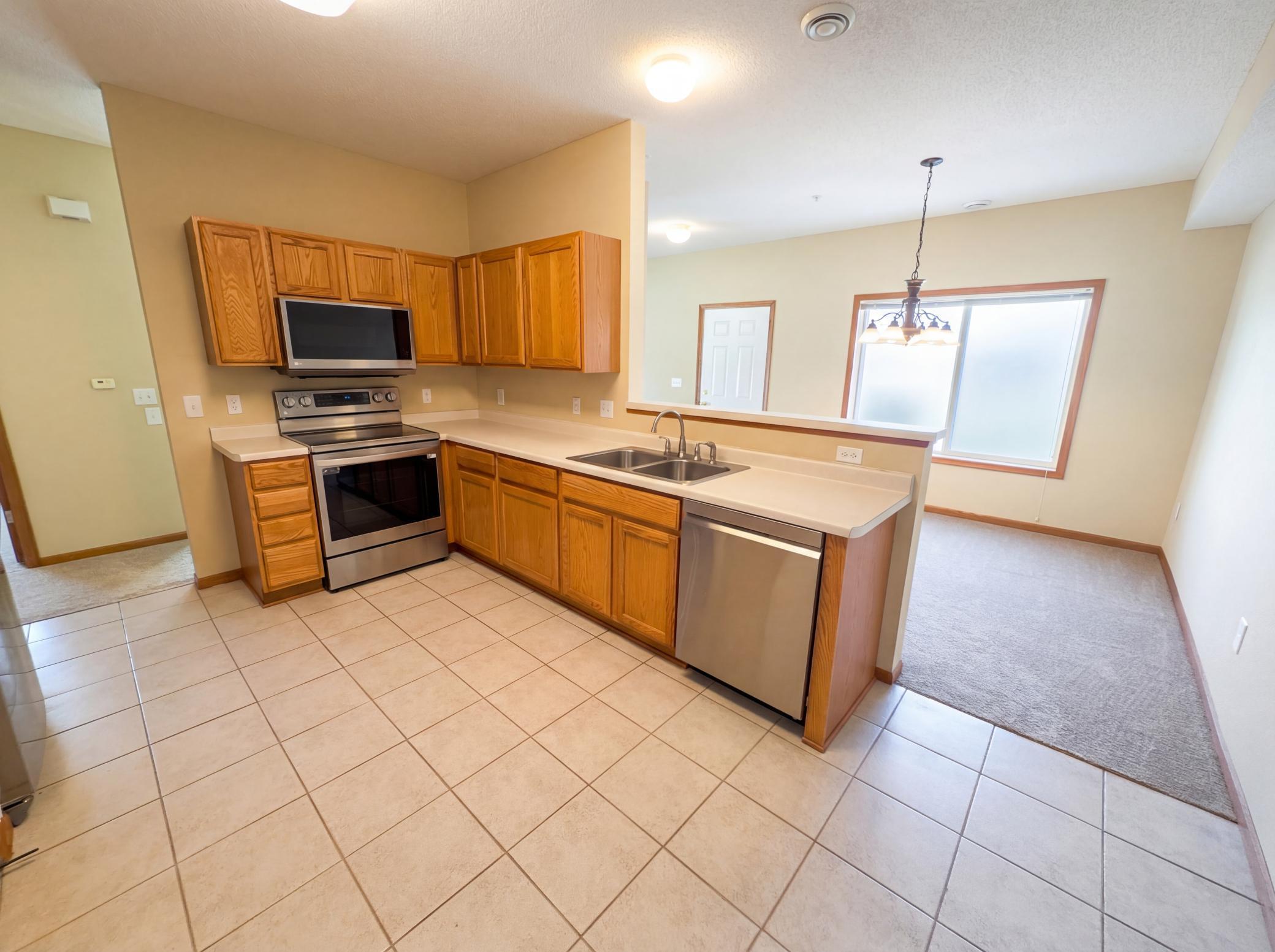 Photo 7 of 19 of 1220 Bergmann Dr, Stillwater, MN