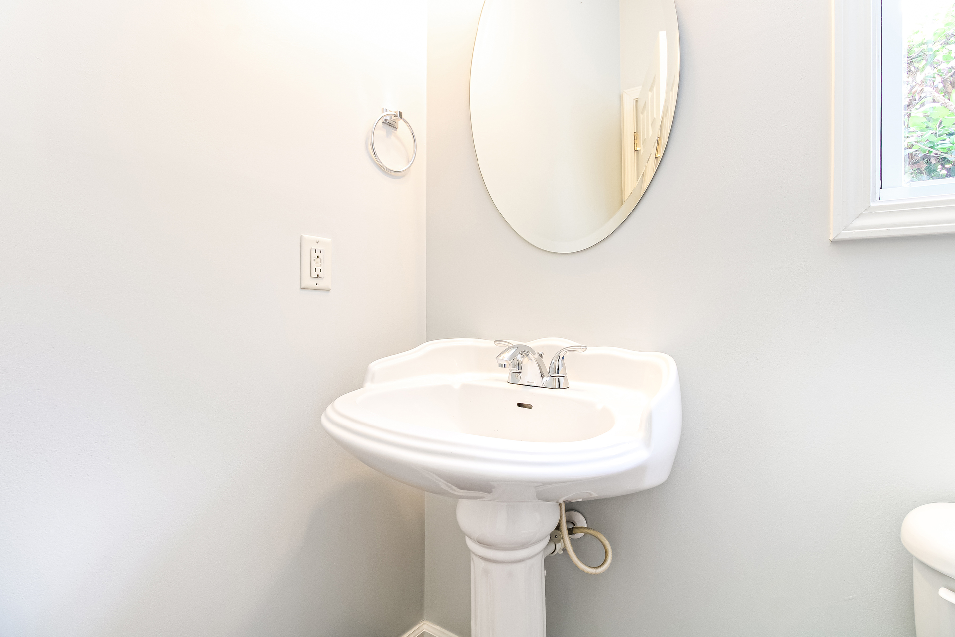 Photo 16 of 18 of 247 Brooksdale Dr, Columbia, SC