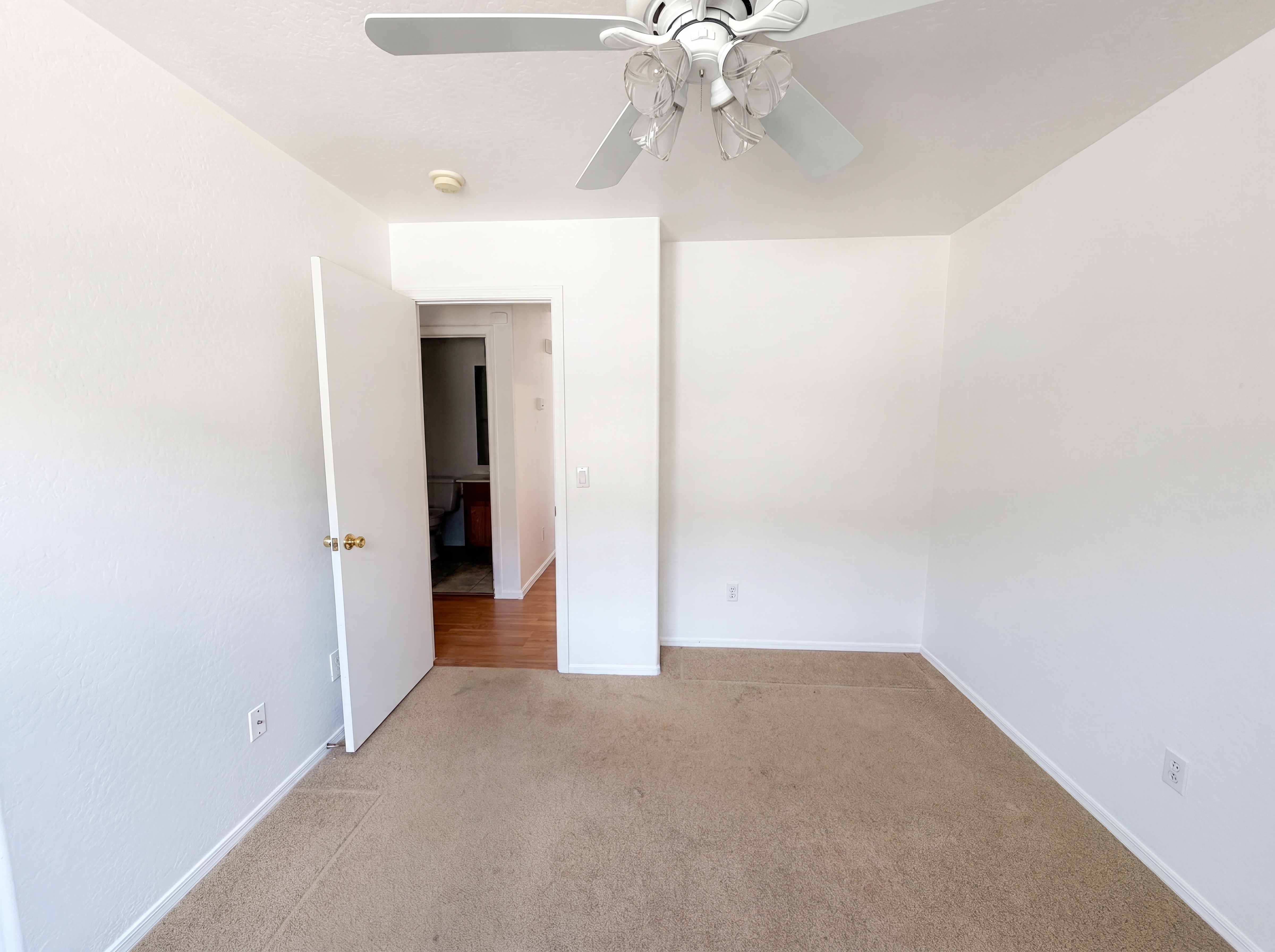 Photo 15 of 27 of 15861 W Papago St, Goodyear, AZ