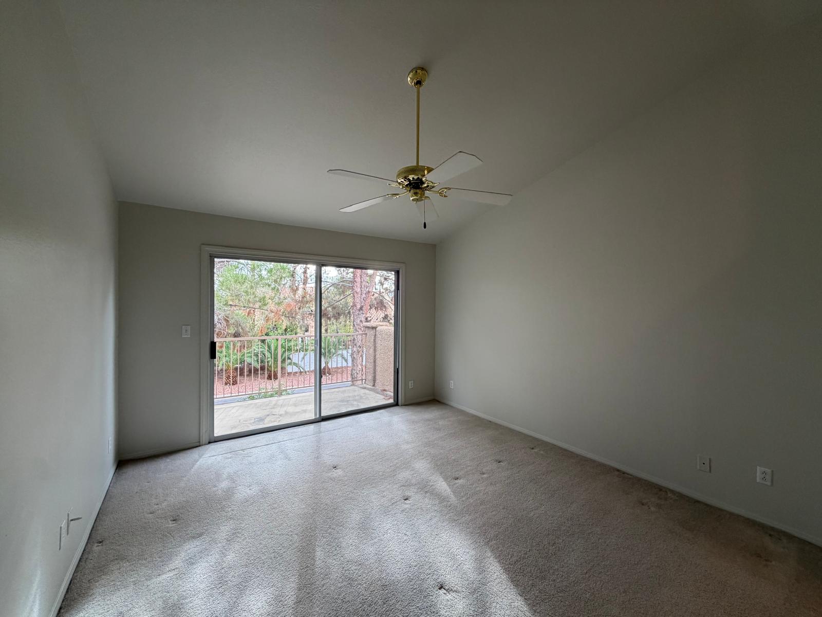 Photo 7 of 27 of 5404 La Patera Ln, Las Vegas, NV