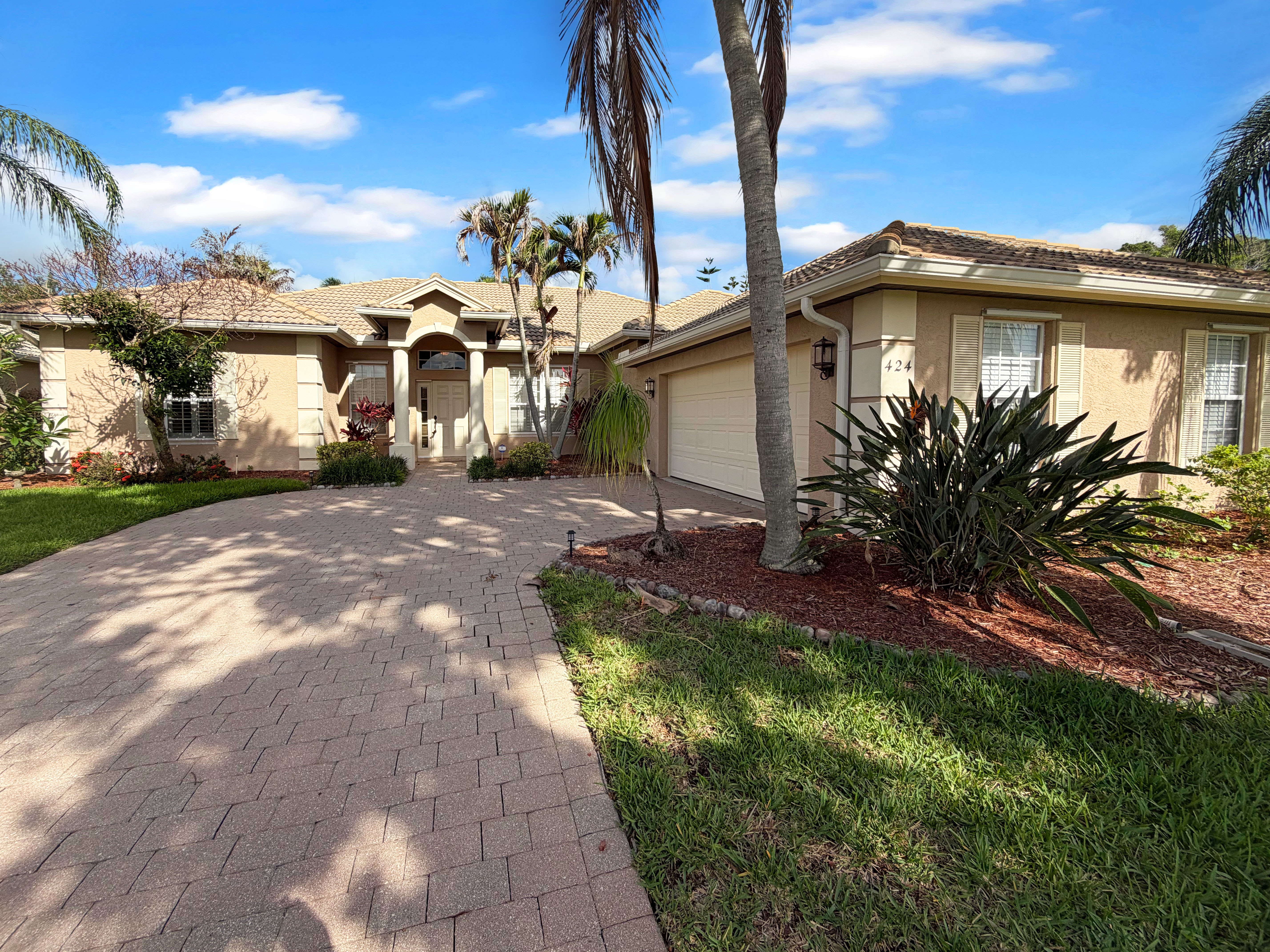 Photo 28 of 30 of 424 NW Dover Ct, Port Saint Lucie, FL