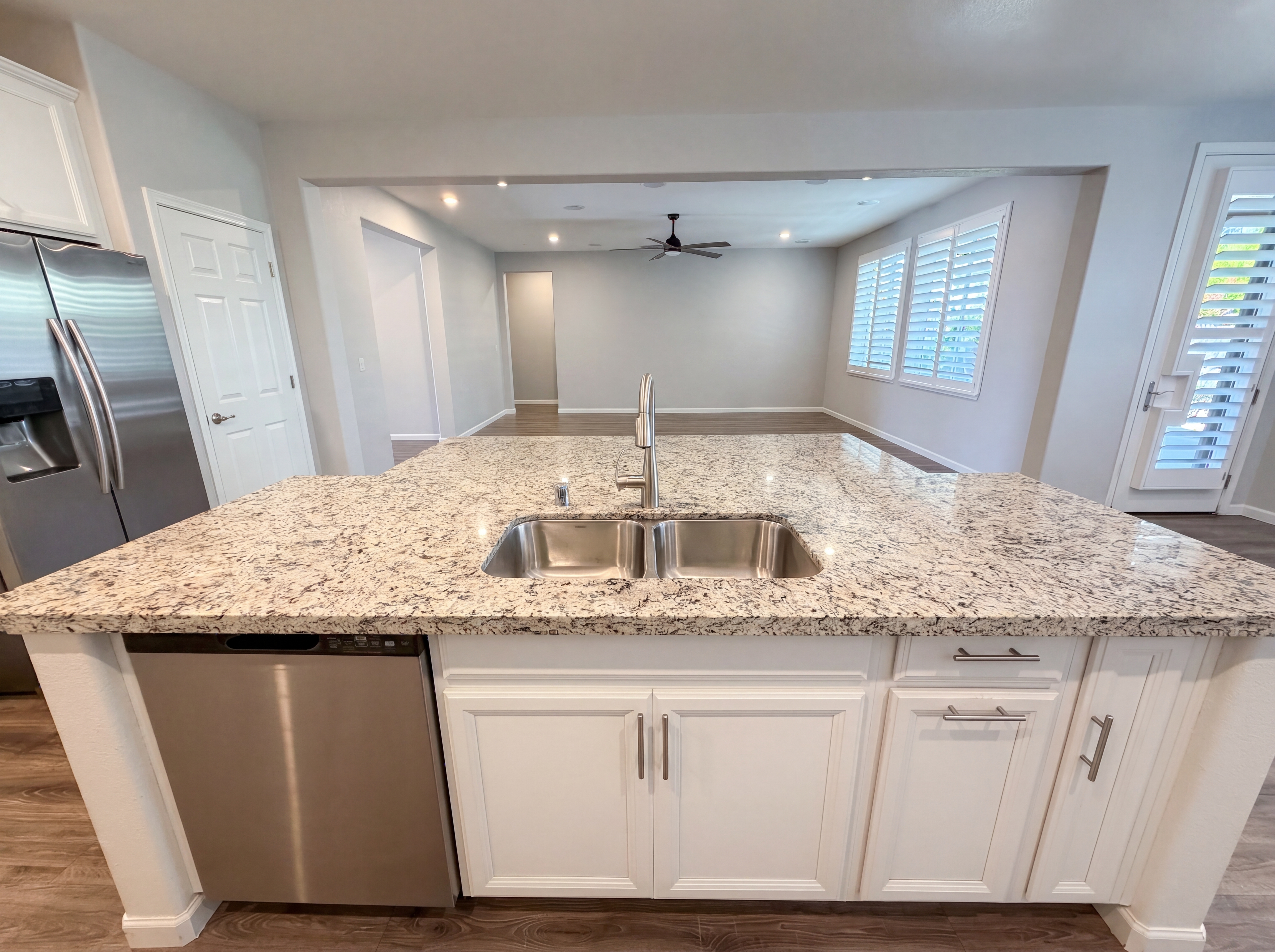Photo 8 of 23 of 3935 Deergrass Cir, Rocklin, CA