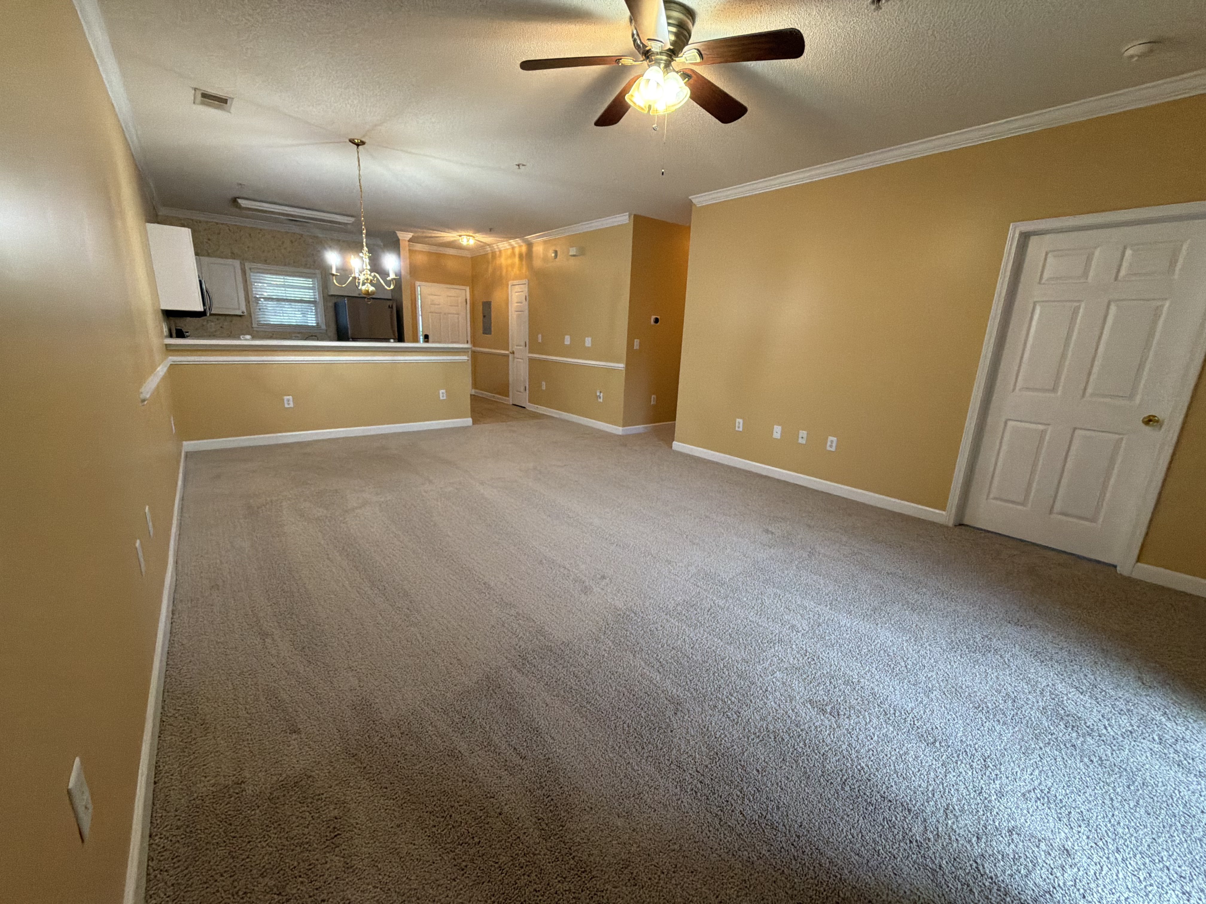 Photo 11 of 33 of 6253 Catalina Dr, North Myrtle Beach, SC