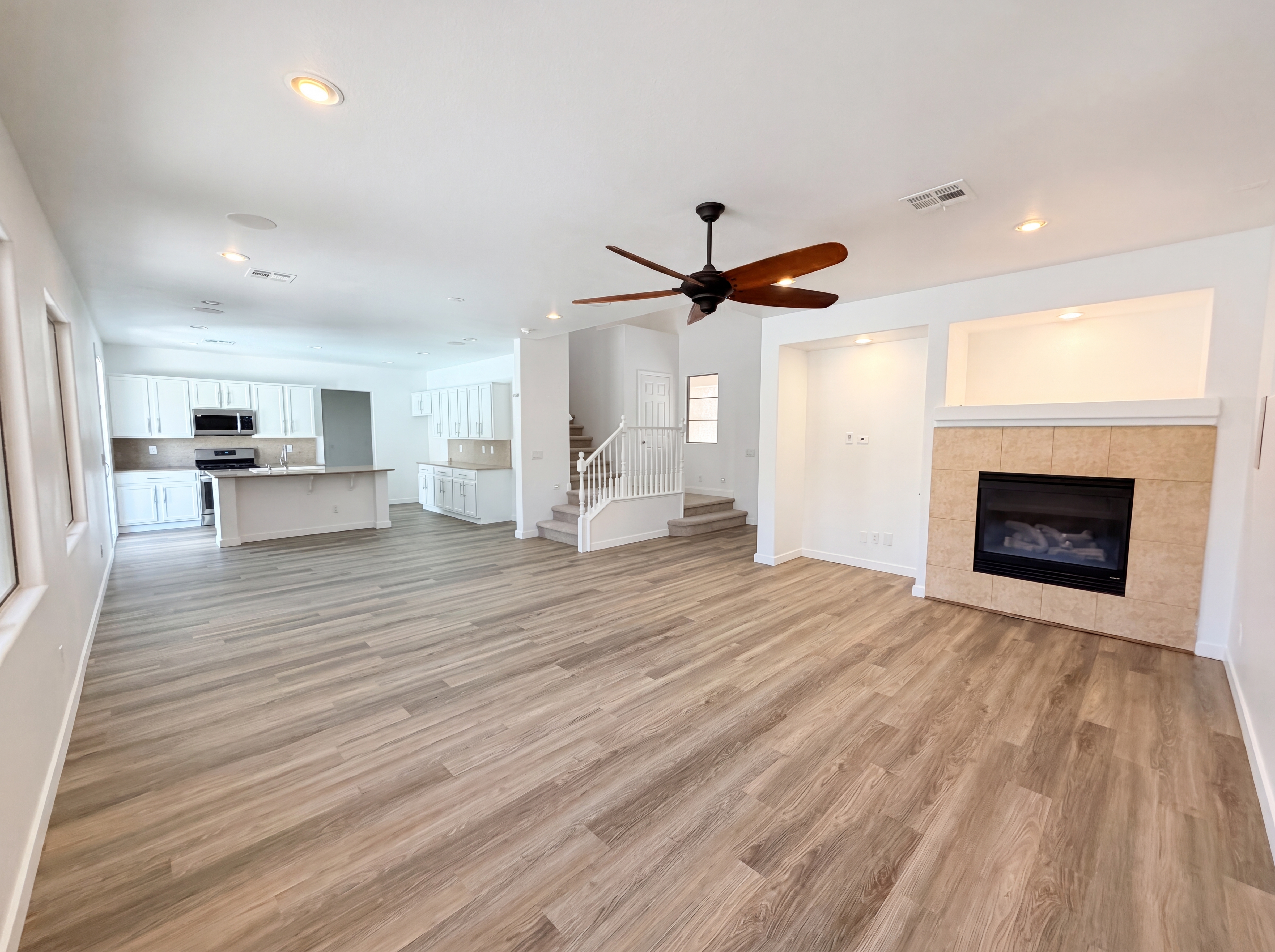 Photo 3 of 52 of 1812 John Bevy Ct, North Las Vegas, NV