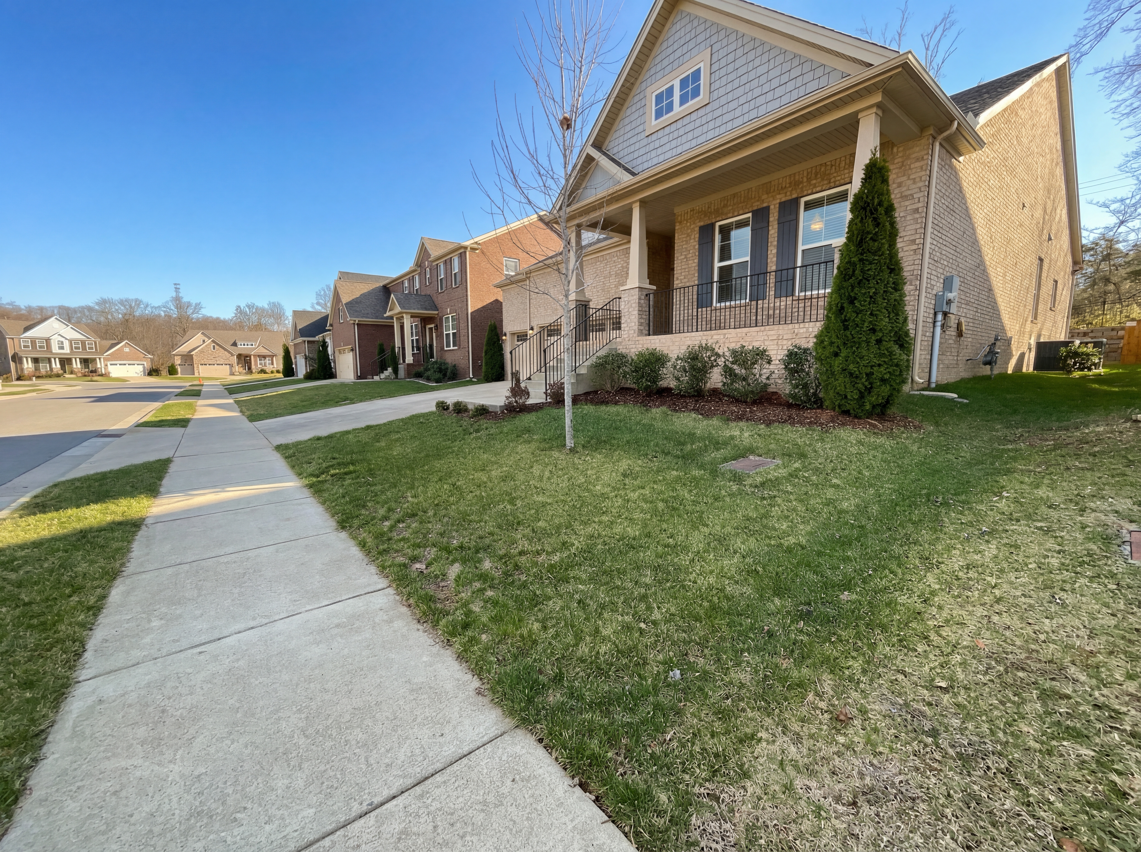 Photo 7 of 21 of 1621 Alayna Dr, Nashville, TN