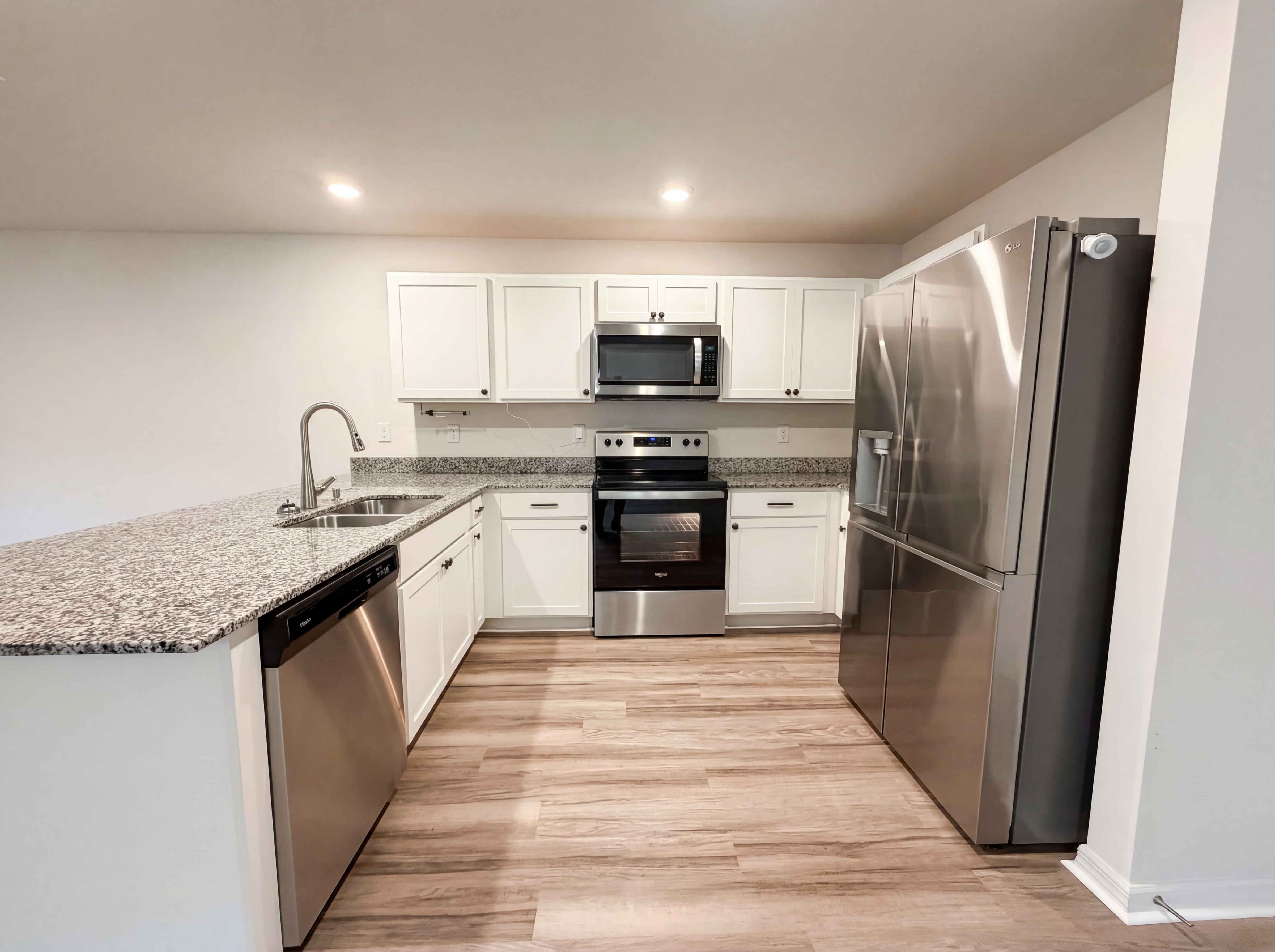 Photo 2 of 17 of 171 River Ridge Pl, Welaka, FL